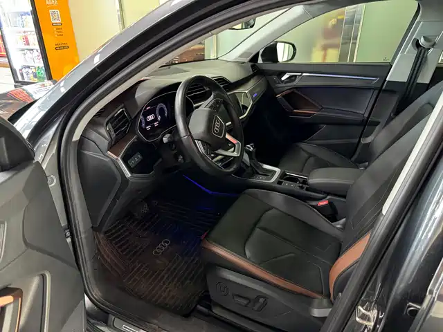 Audi Q3 2019 40 TFSI Fashion Elegance — фото 4