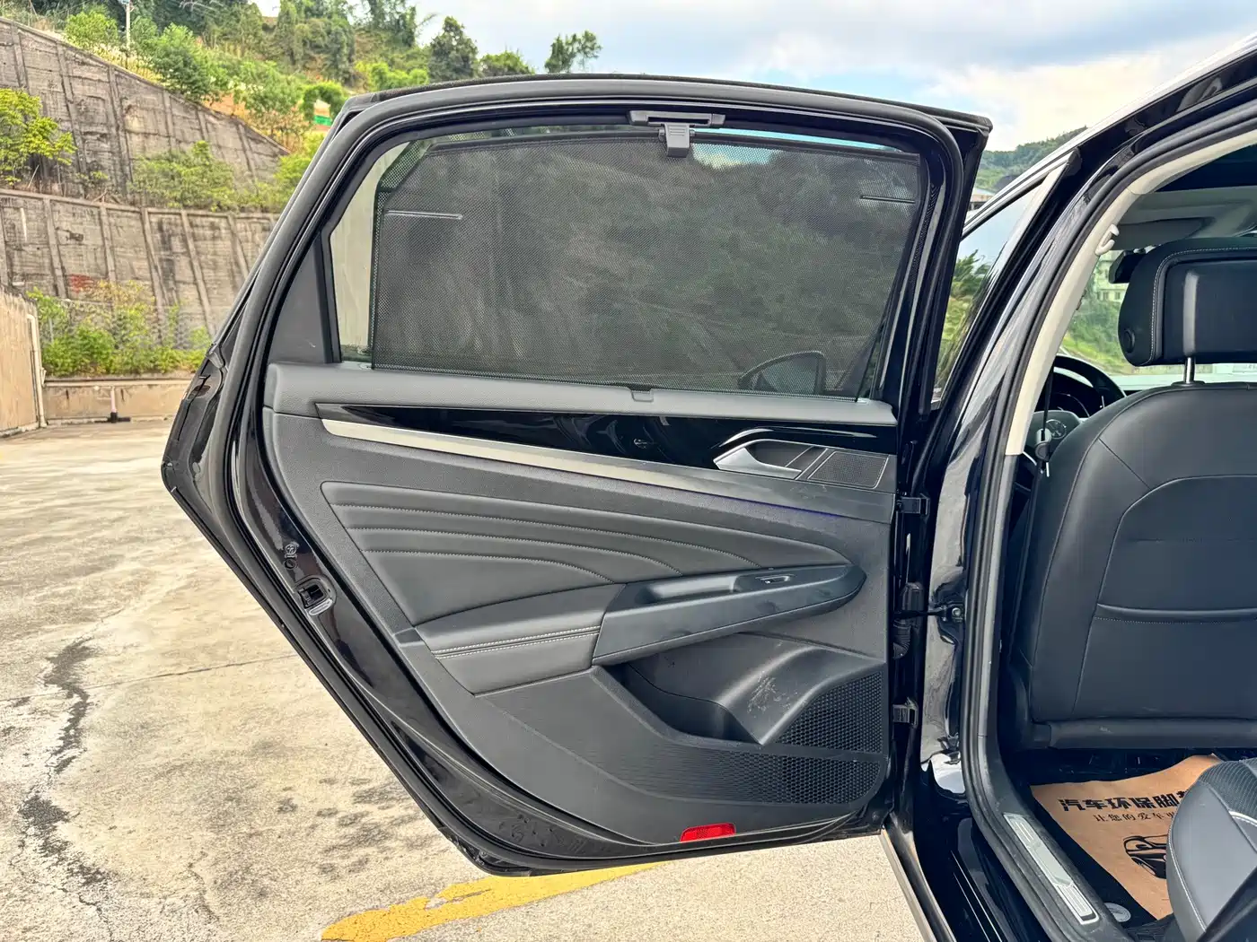 Photo 10 - Volkswagen Passat