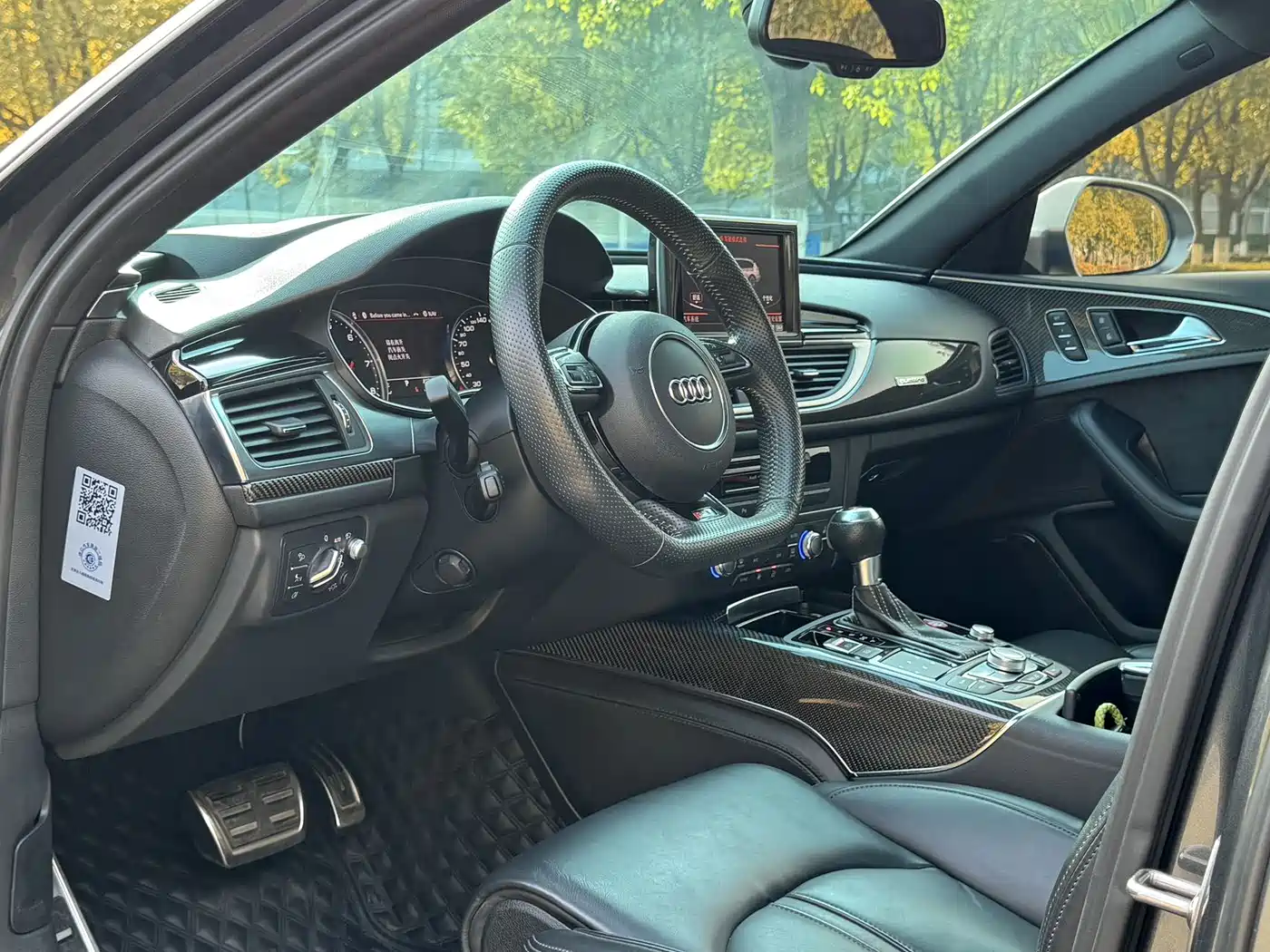 Audi RS 6 2016 RS 6 4.0T Avant фото 13