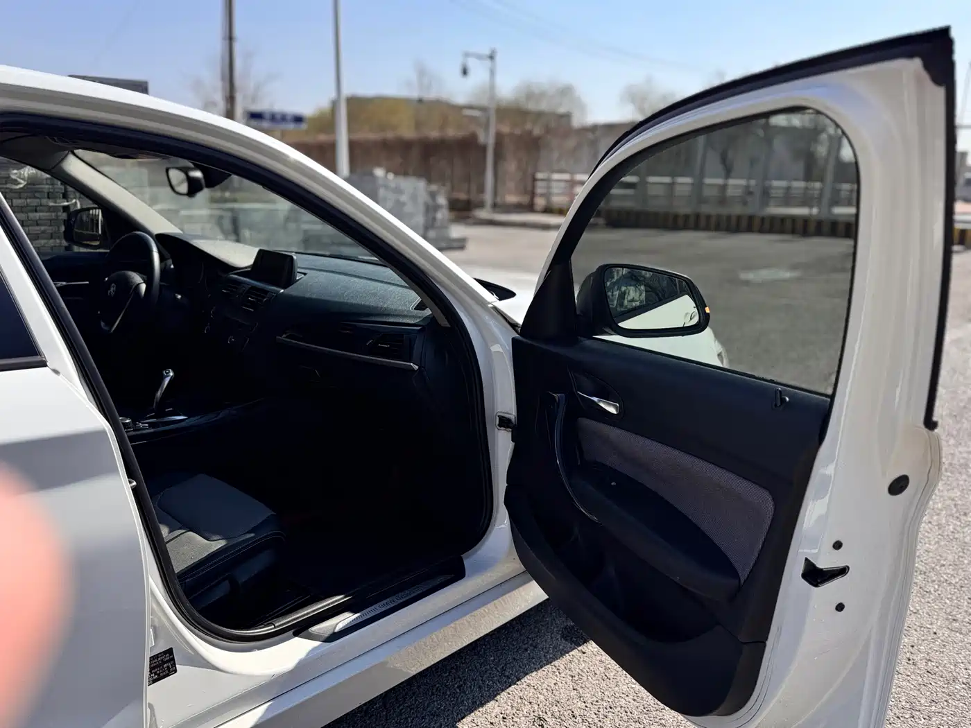BMW 1 Series (Import) 2013 Facelift 116i Urban Model фото 22