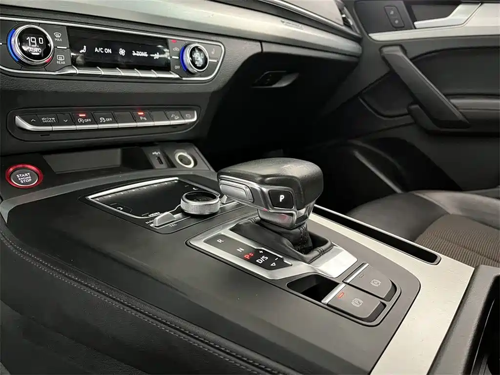 Audi Q5L 2018 40 TFSI Premium Fashion China VI фото 12