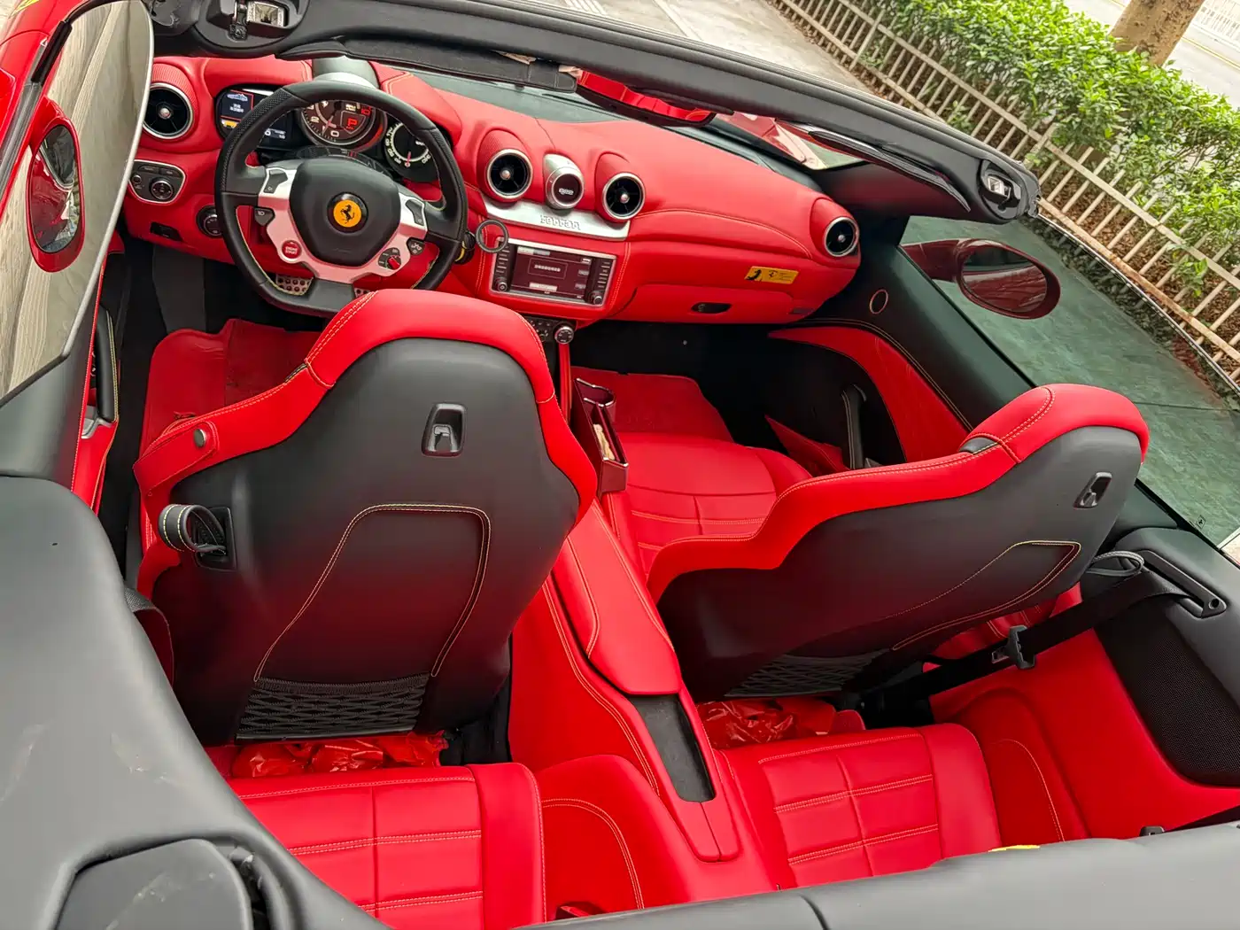 Ferrari California T 2015 2015 3.9T Standard