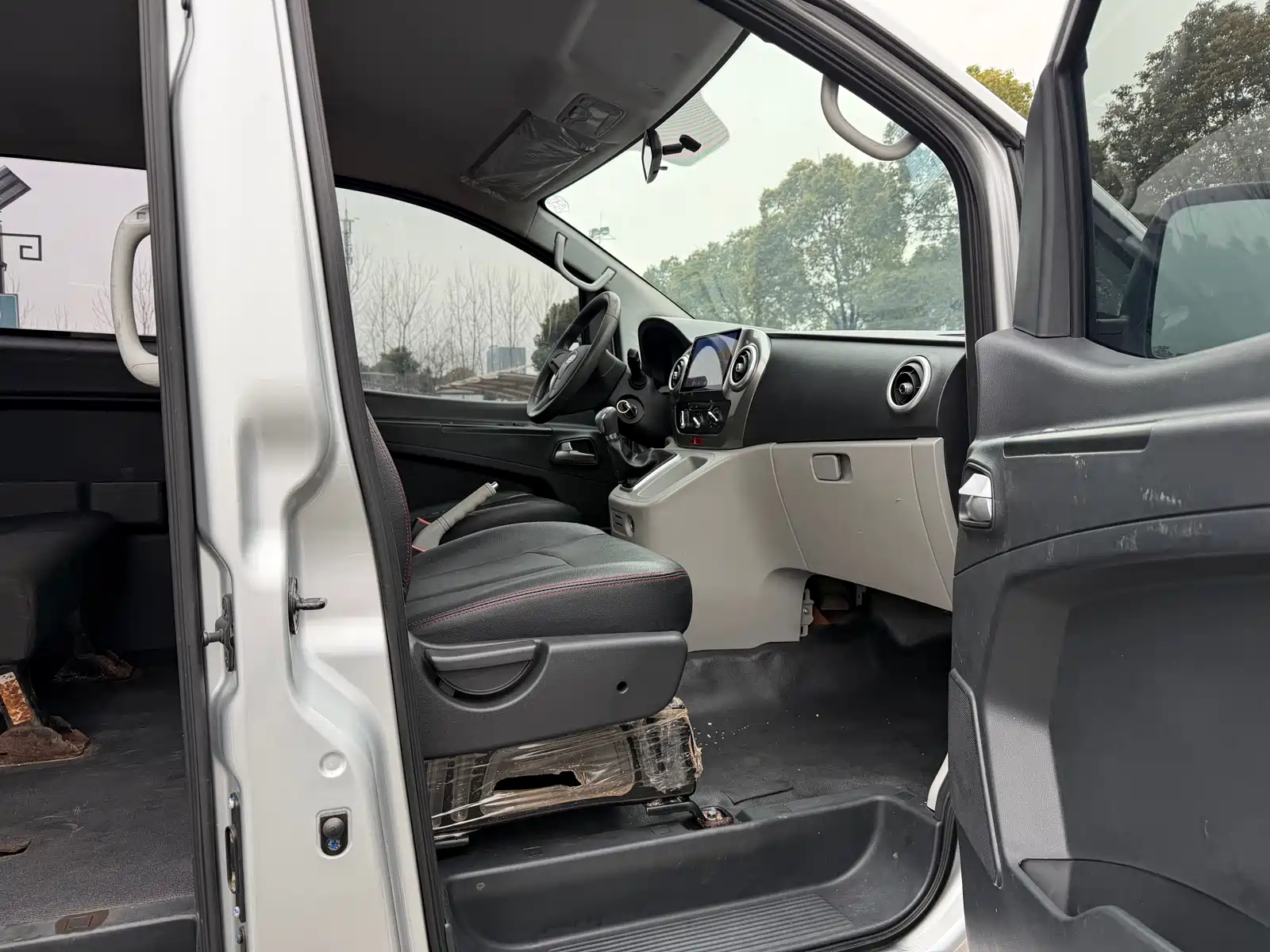 Фото 9 - JAC Refine M3
