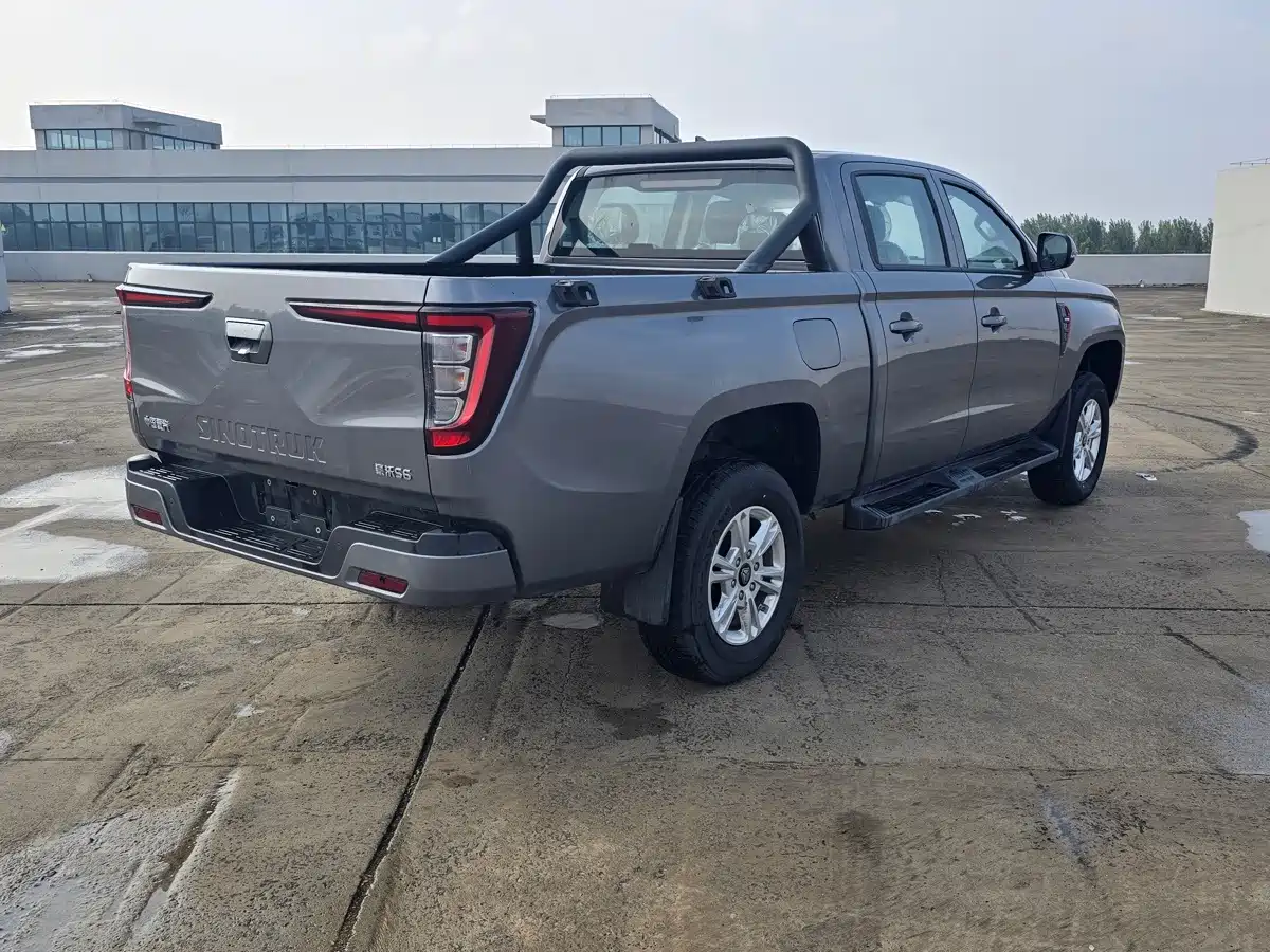 Sinotruk Bosheng 2026 2024 Commercial 2.0T Manual Diesel 2WD Long Wheelbase Youth Edition