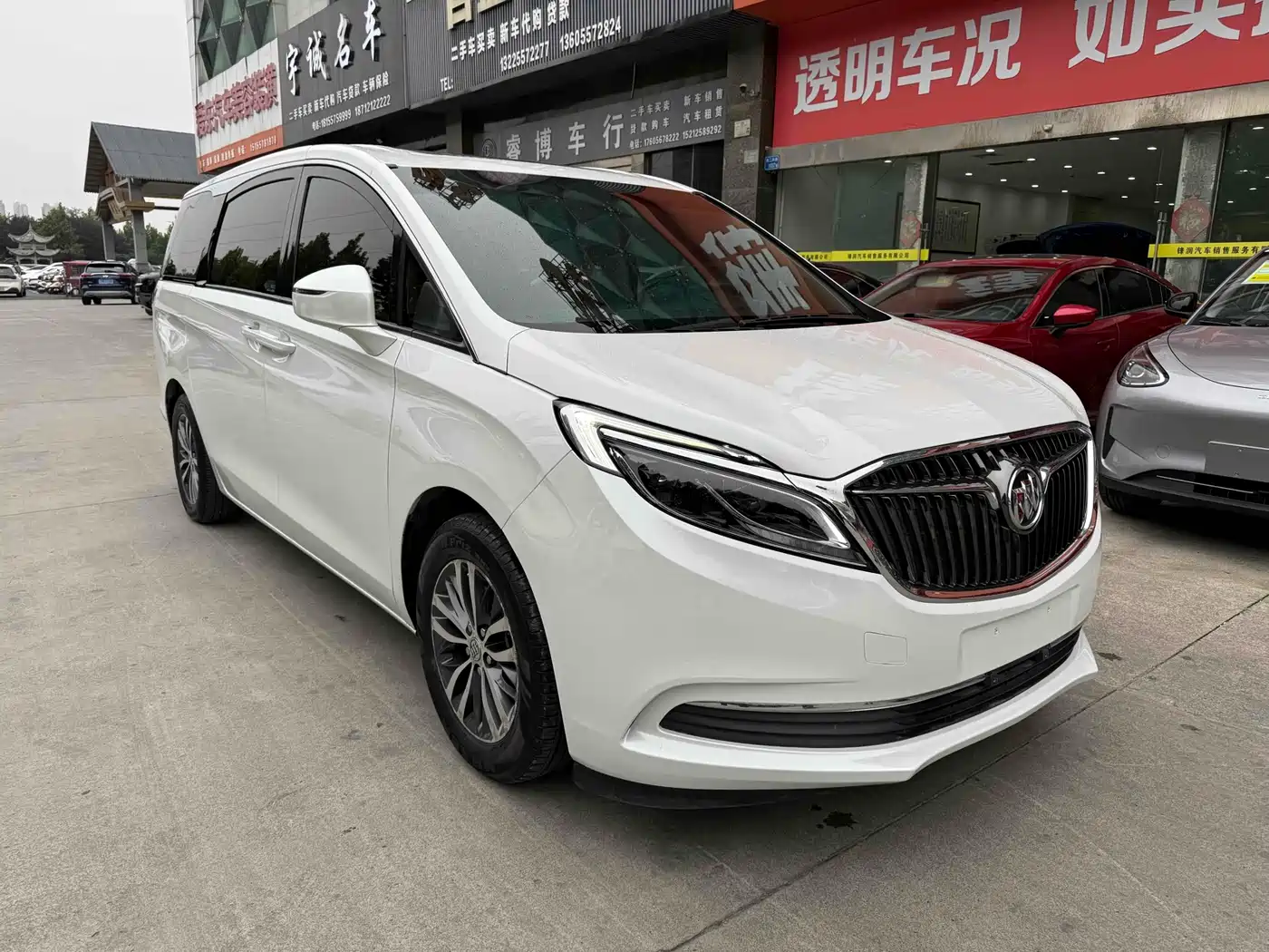 Buick GL8 2018 ES 28T Luxury Type China VI фото 3