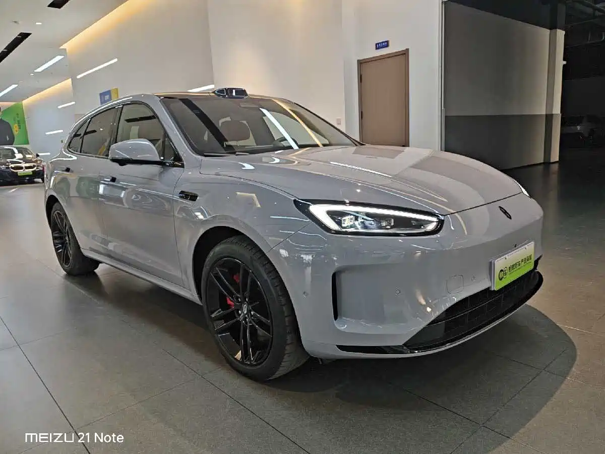 AITO Wenjie AITO M5 2025 Extended Range Ultra AWD фото 3