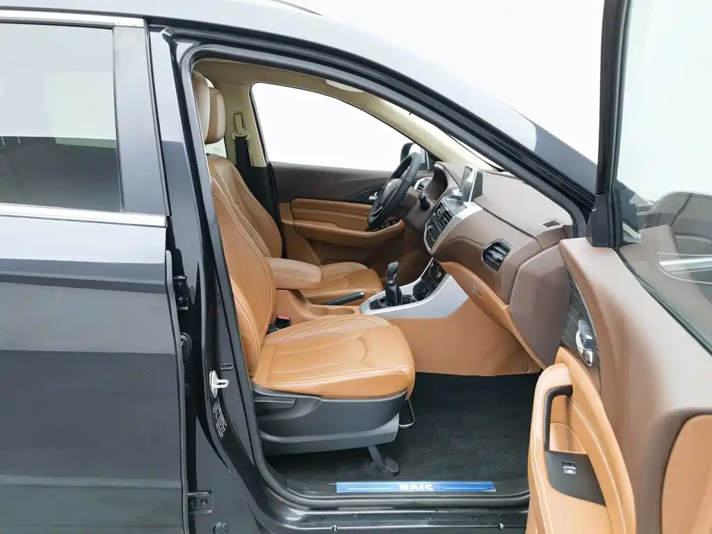 BAIC Huansu S7 2018 2018 1.5T Manual Premium