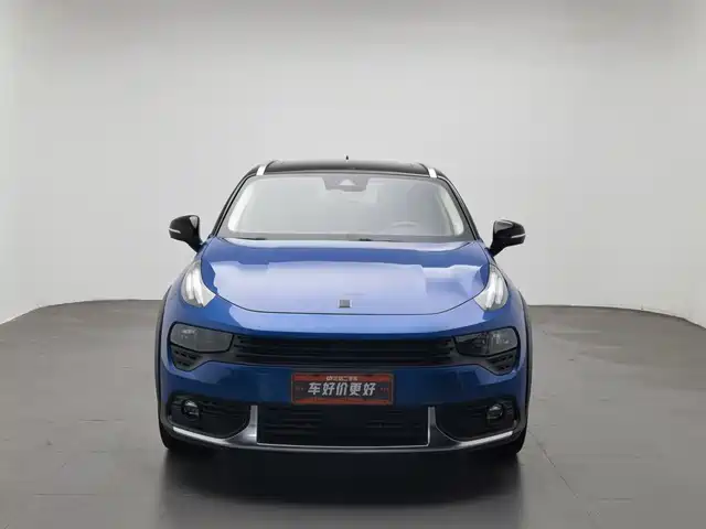 Lynk & Co 02 2018 2.0T DCT AWD Pro Edition China V — фото 3