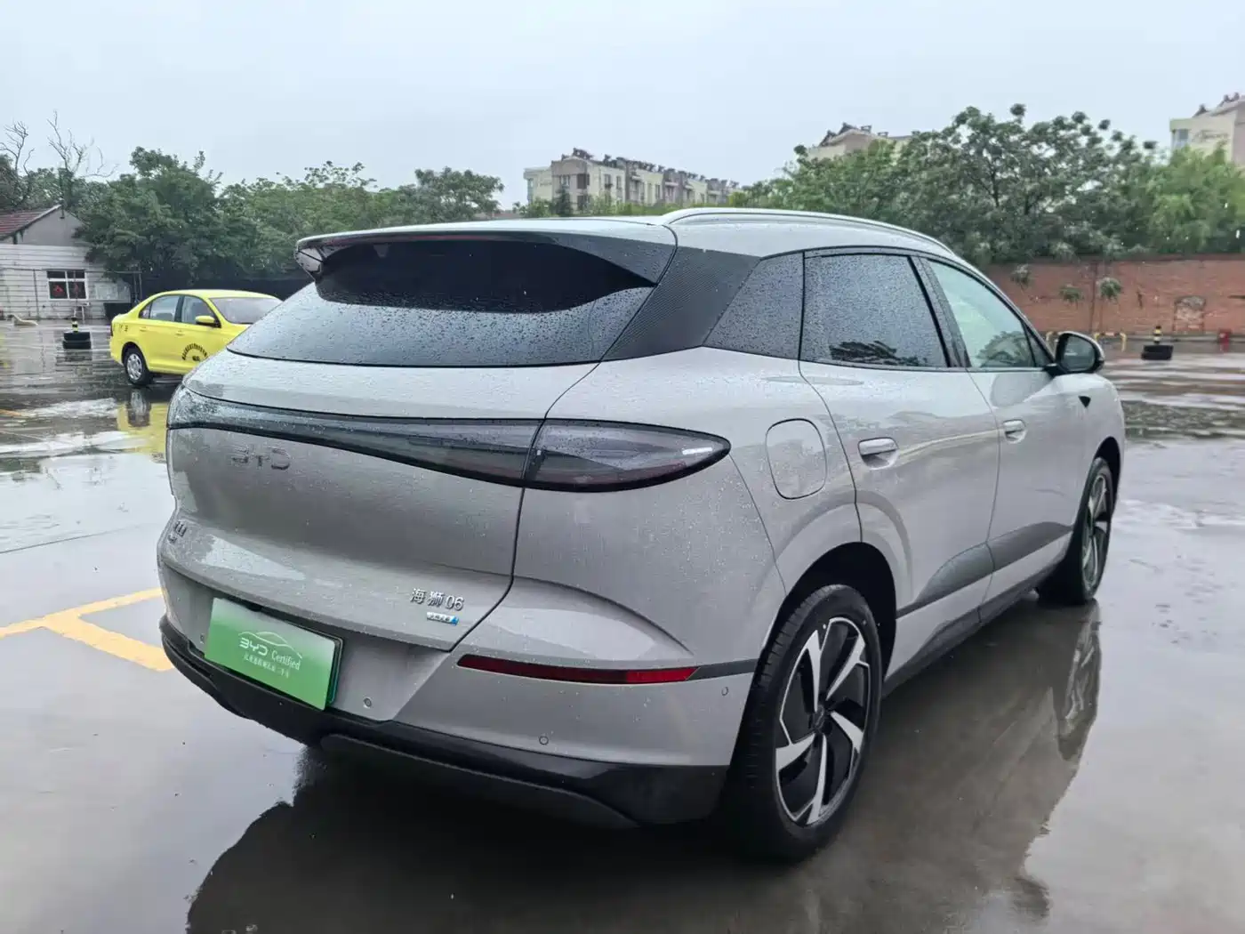 BYD Sealion 06 New Energy 2025 DM-i 170 Pilot Pro Edition фото 6