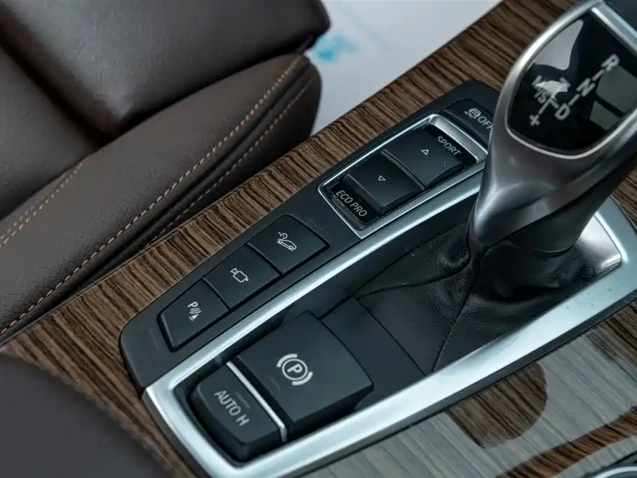BMW X3 (Import) 2014 xDrive28i X Design Package фото 30