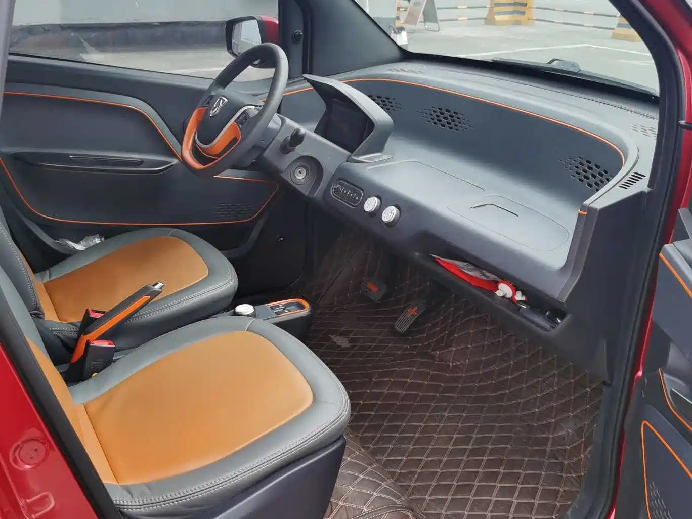 BAOJUN E100