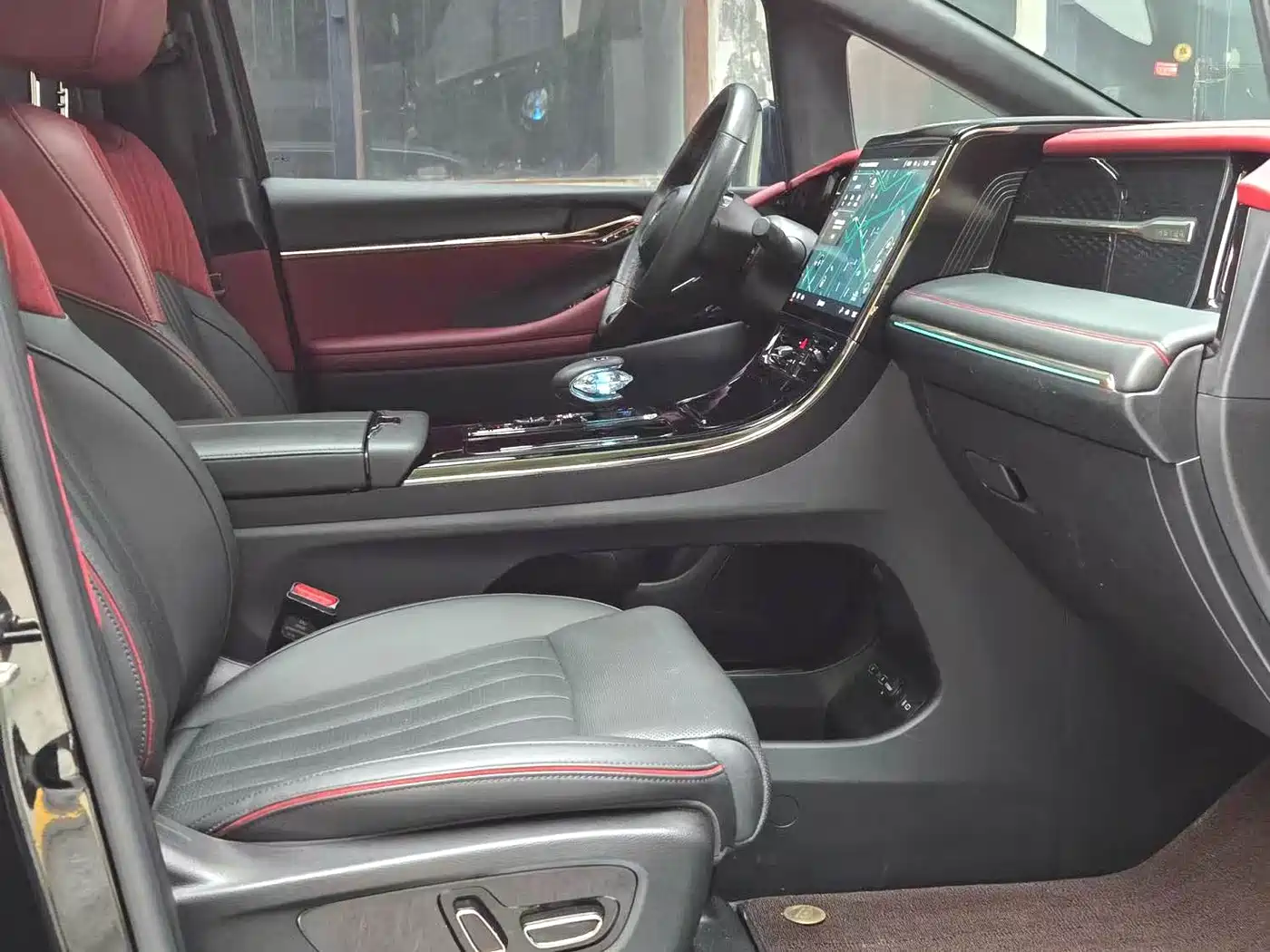 GAC Trumpchi Trumpchi M8 2023 Model Master Series 400T Flagship Edition фото 4