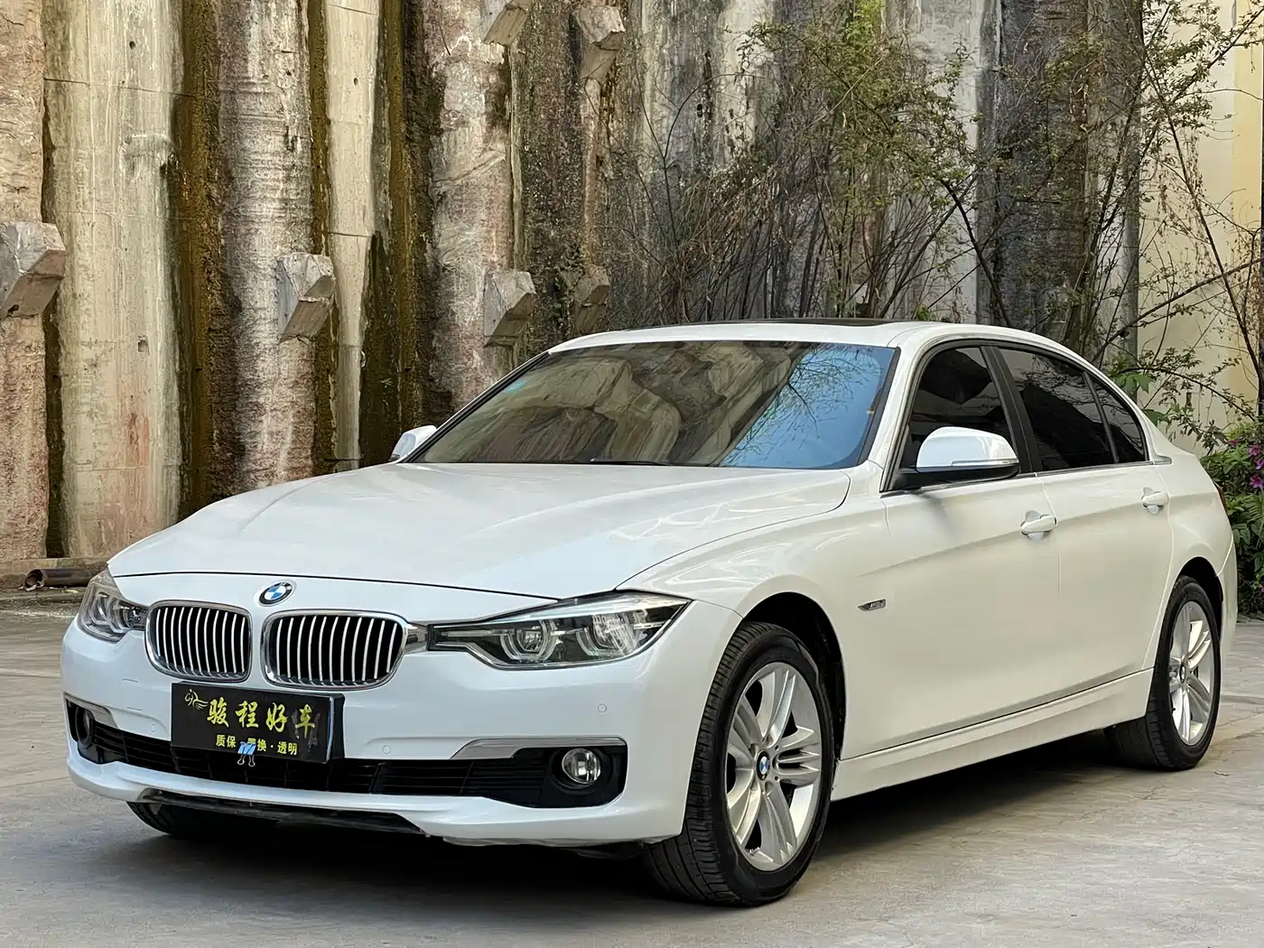 BMW 3 Series 2016 320Li Fashion Model