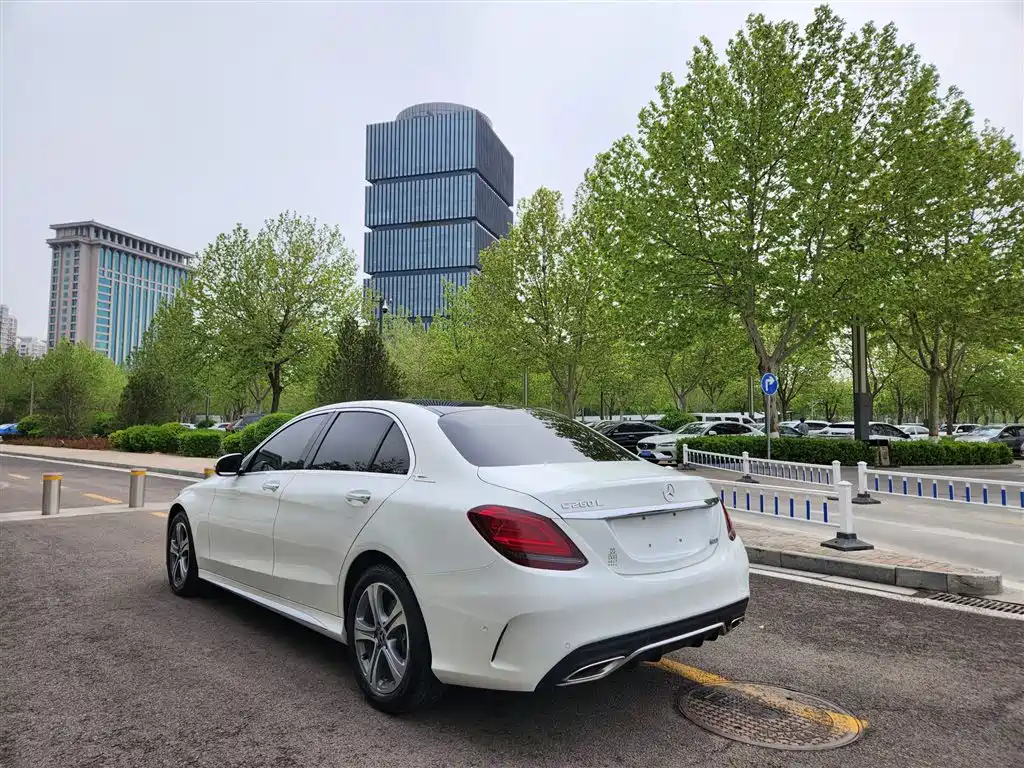 Mercedes-Benz C-Class 2019 C 260 L Sport фото 13