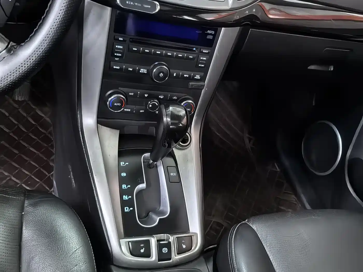 Chevrolet Captiva 2017 2.4L 4WD Flagship Edition 7-Seater фото 10