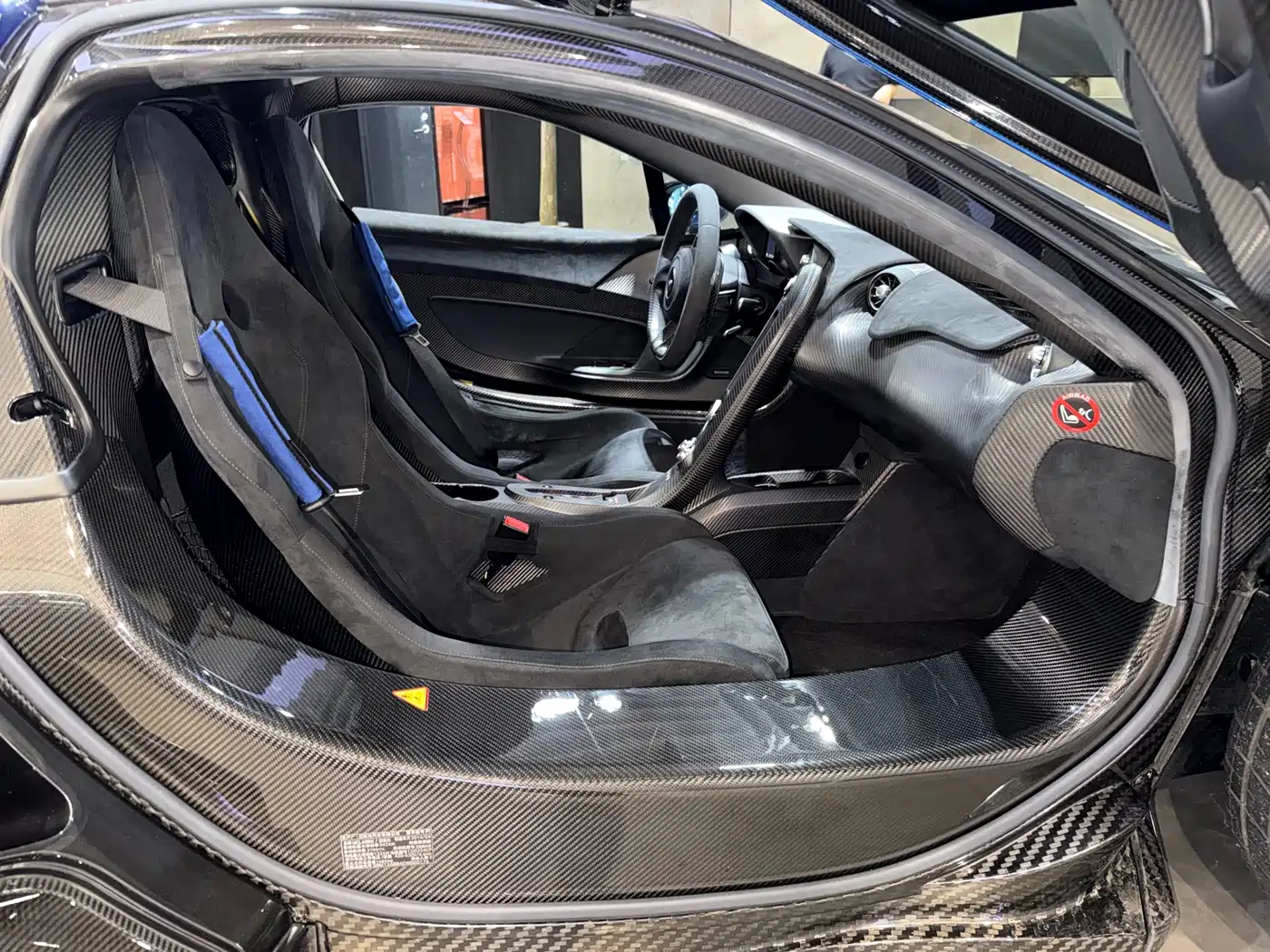 McLaren P1 2016 2014 3.8T Standard