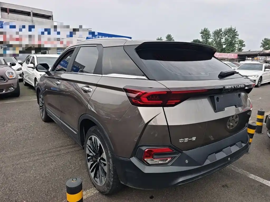 Bestune T77 2019 2019 Facelift 230 TID Automatic Luxury China VI