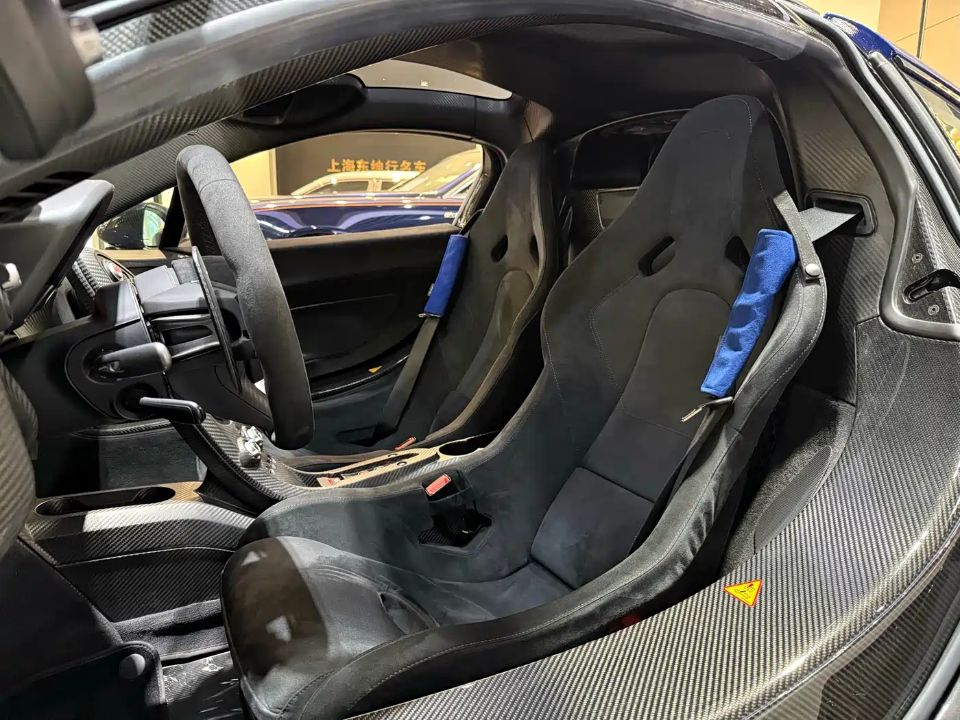 McLaren P1 2016 2014 3.8T Standard