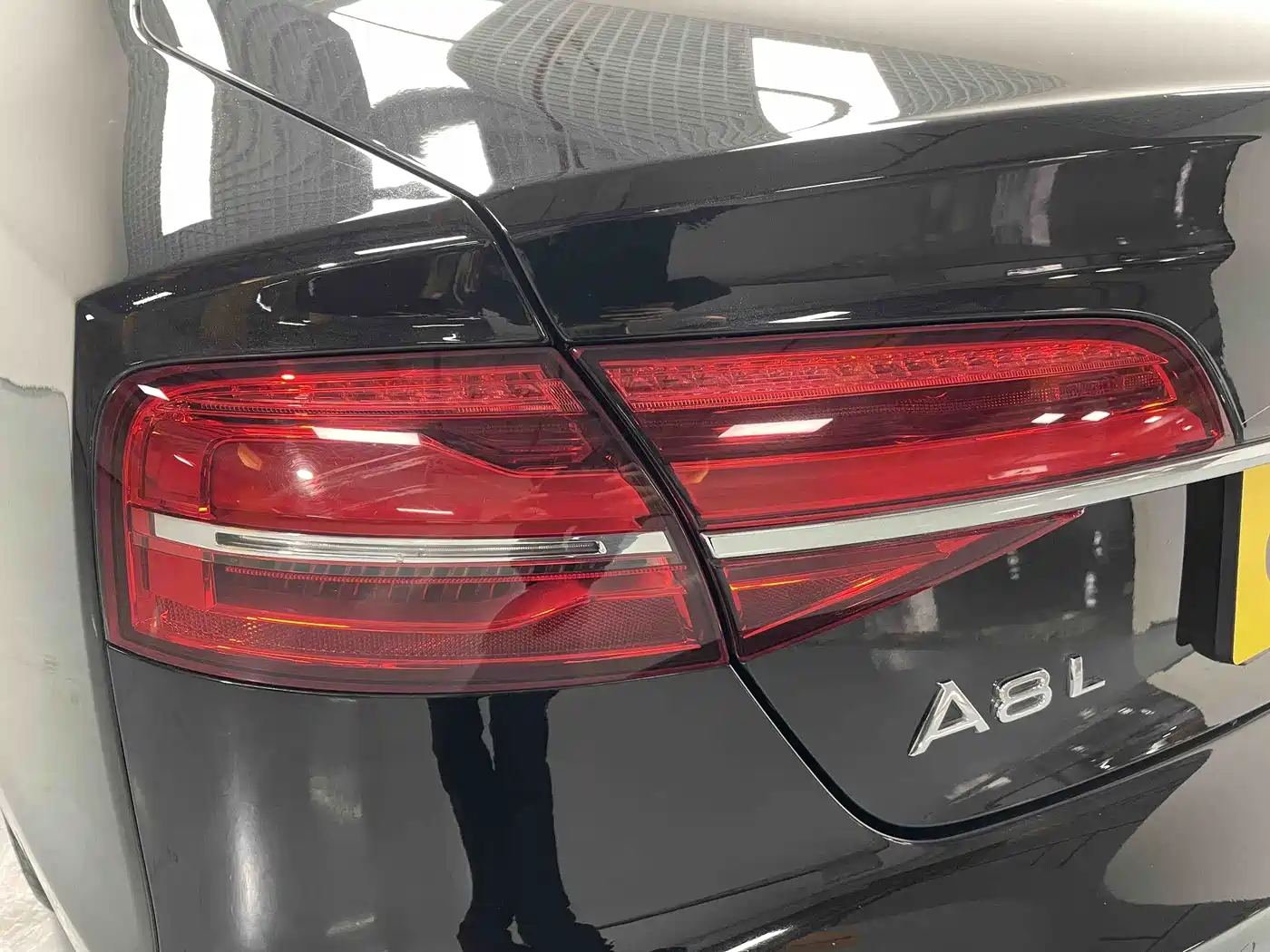 Audi A8 2014 A8L 45 TFSI quattro Luxury фото 18