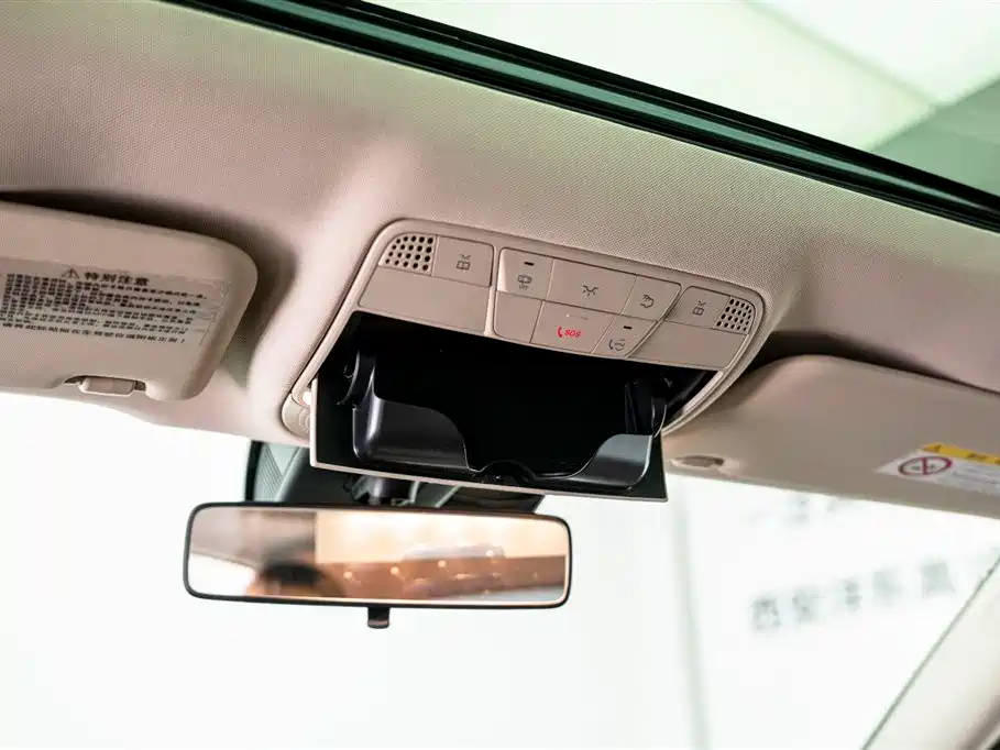 Mercedes-Benz E-Class 2022 E 260 L фото 24