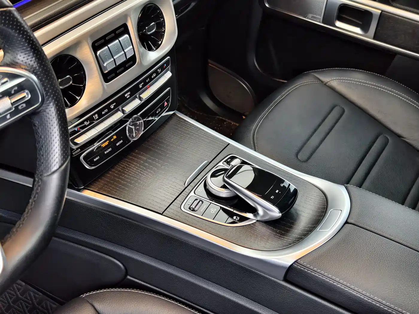 MERCEDES-BENZ G-CLASS
