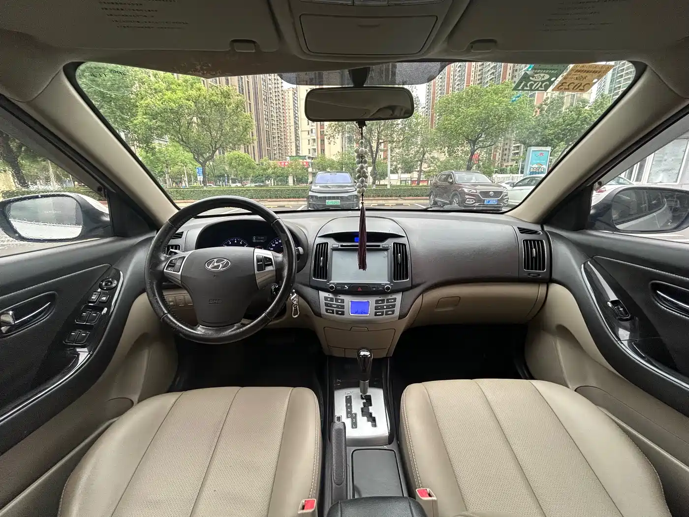 Hyundai Elantra 2011 1.6L Automatic Luxury фото 4