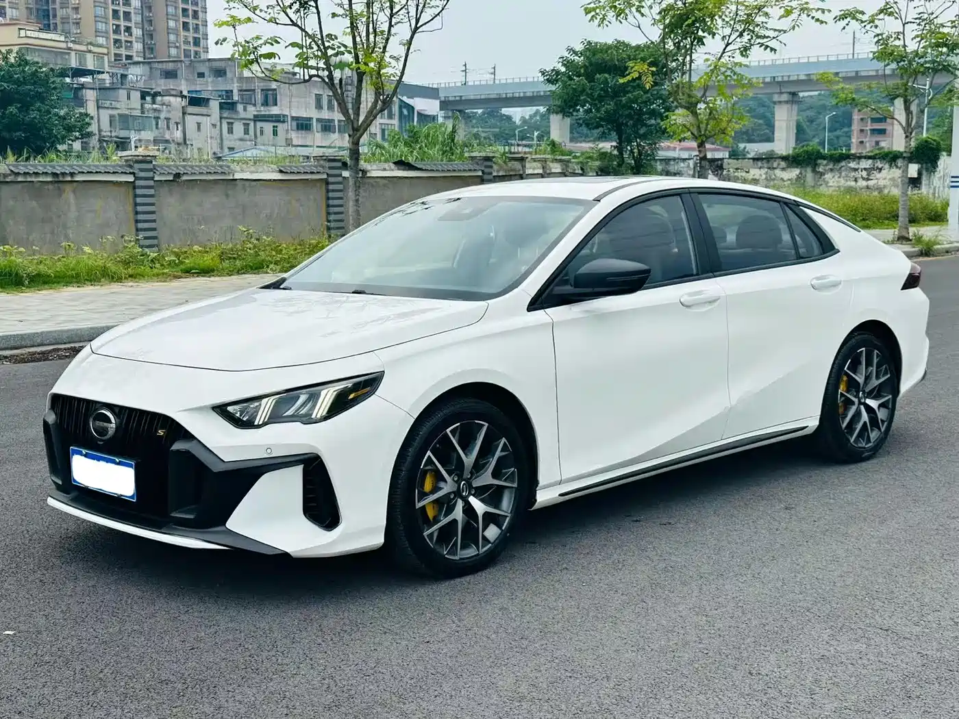 GAC Trumpchi Emkoo 2023 270T DCT J15 Edition
