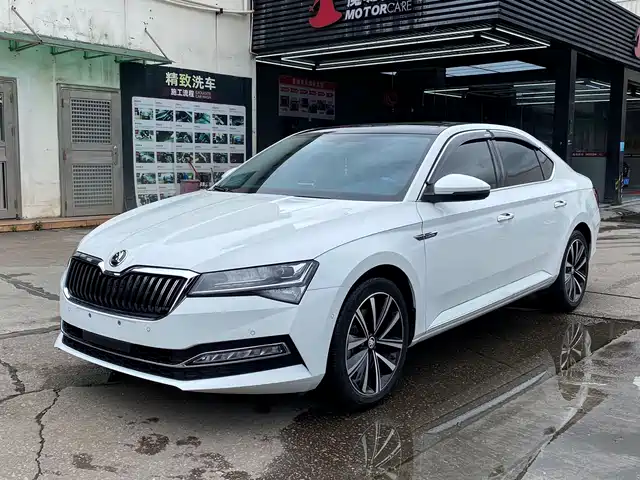 Skoda Superb TSI280 DSG, Престиж