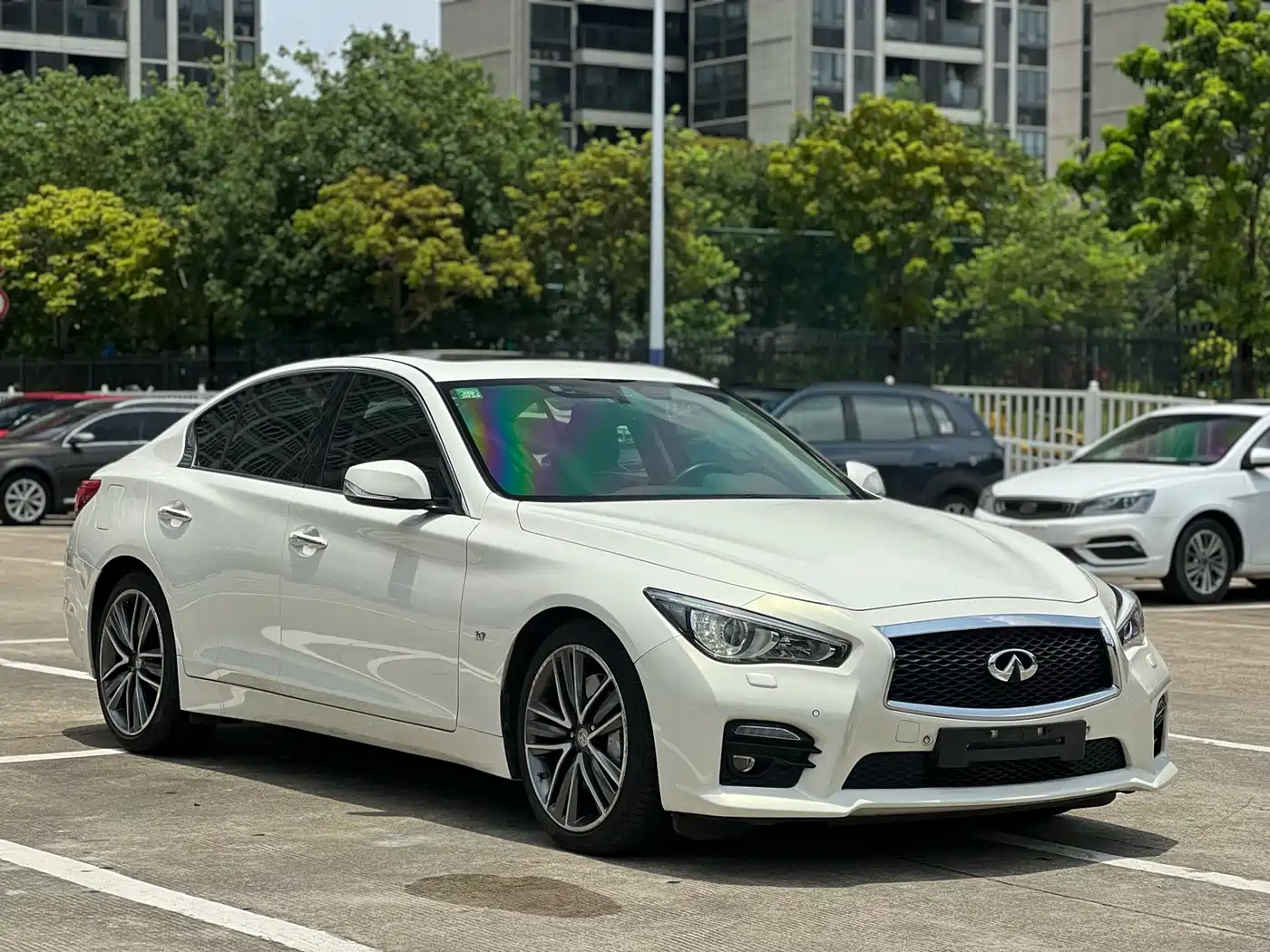 Photo 2 - Infiniti Q50