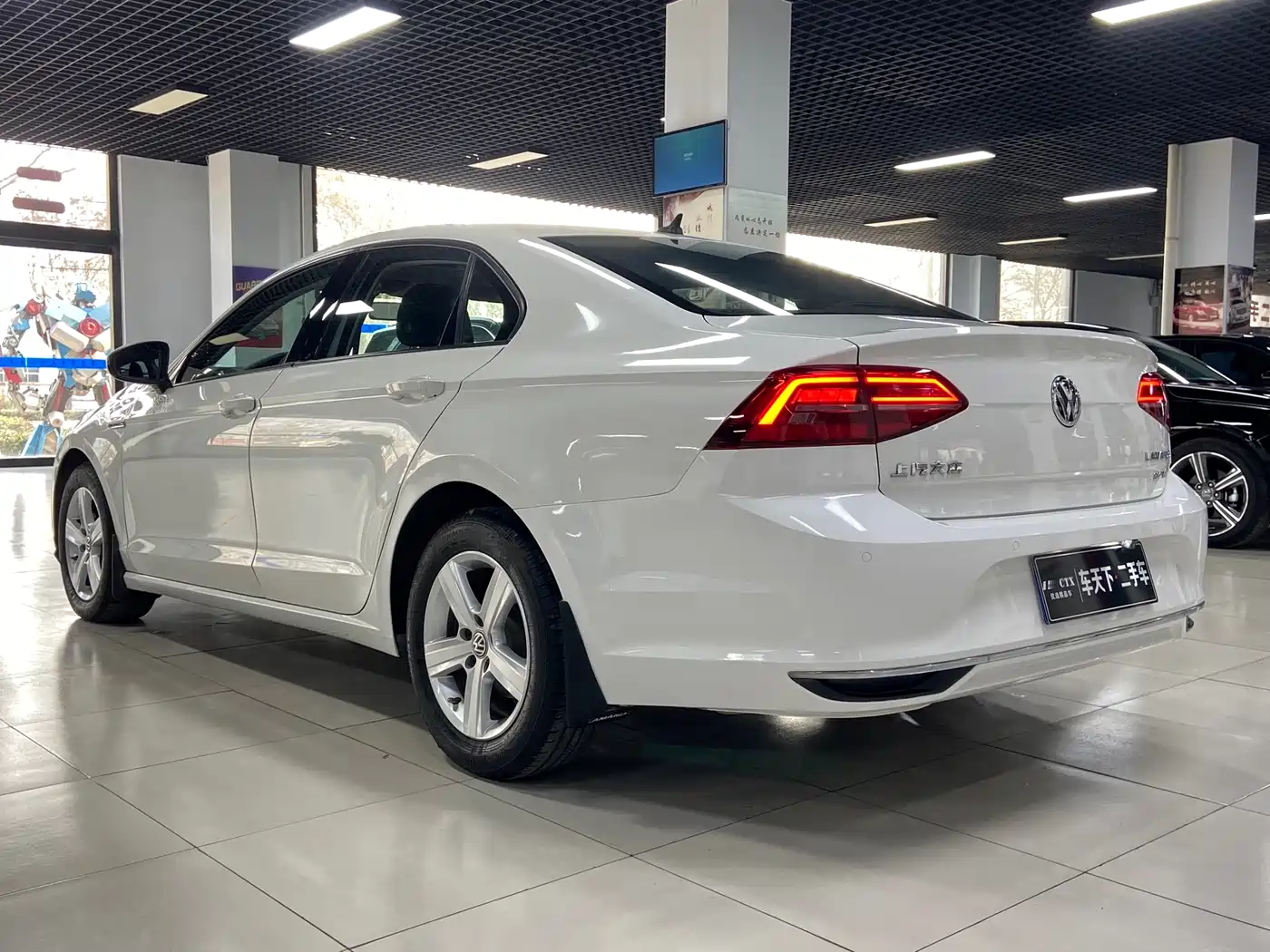 Volkswagen Lamando 2019 230TSI DSG Vision Edition China V фото 4