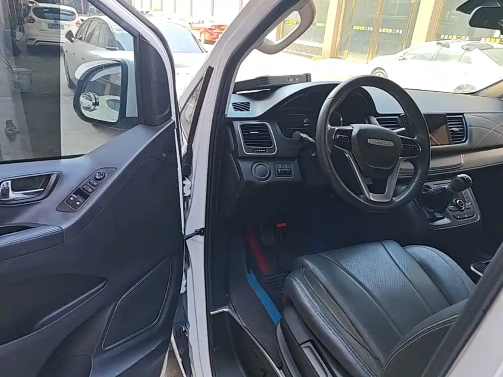 SAIC Maxus Maxus G10 2023 2023 Facelift 2.0L Manual Multi-Purpose Edition Gasoline 7-Seater