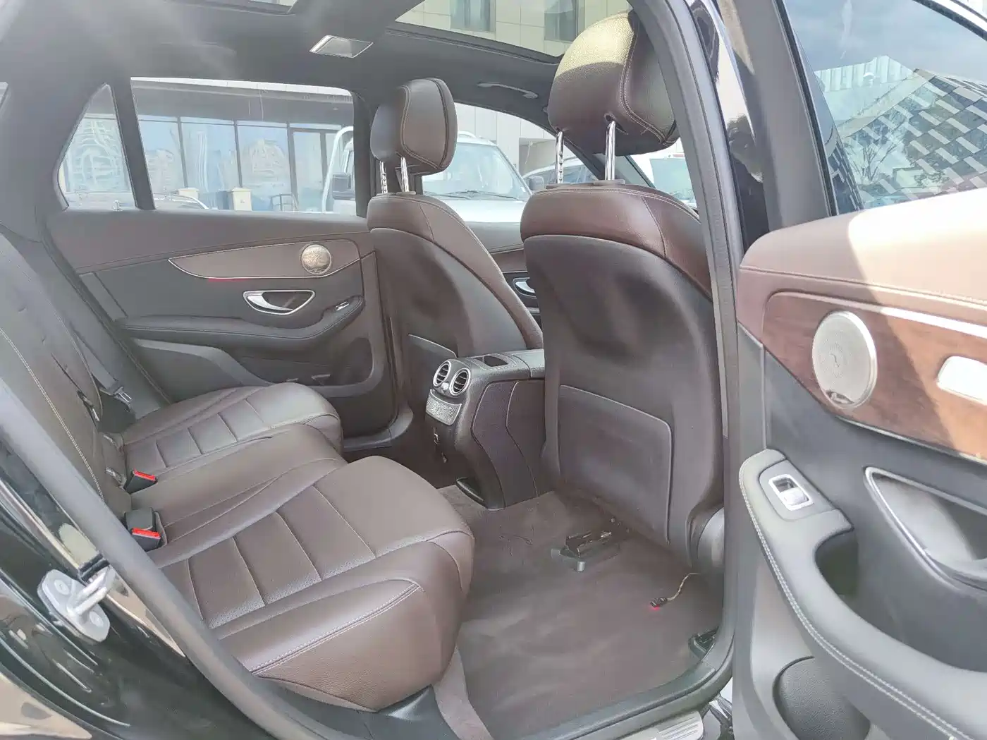 Mercedes-Benz GLC 2022 Model GLC 260 L 4MATIC Dynamic Edition фото 15
