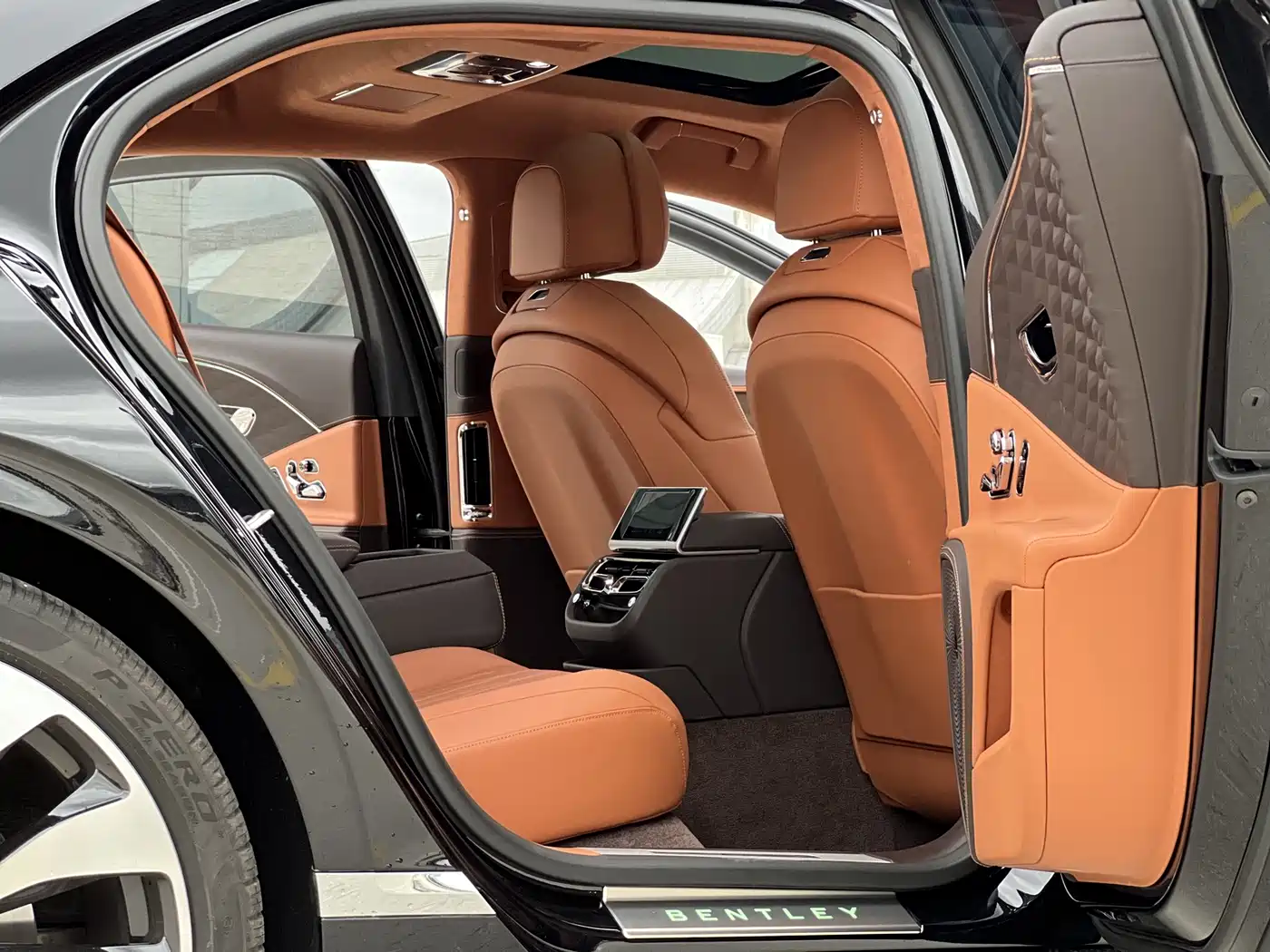Bentley Flying Spur 2024 2024 4.0T V8 Elegance Edition