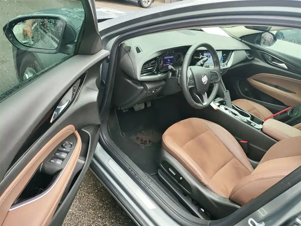 BUICK REGAL