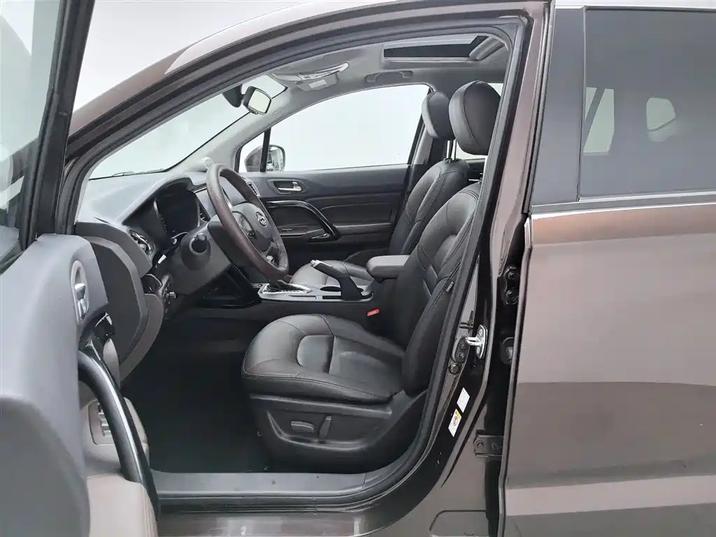 GAC Trumpchi Trumpchi GS4 2015 200T G-DCT Premium Edition фото 10