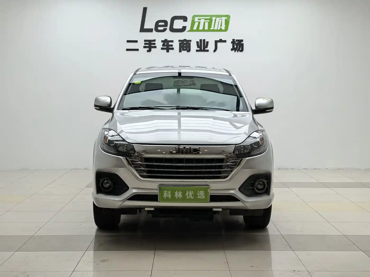 Jiangling Baodian 2021 2020 Model 2.5T Diesel 2WD Comfort Long Wheelbase JX4D25A6L
