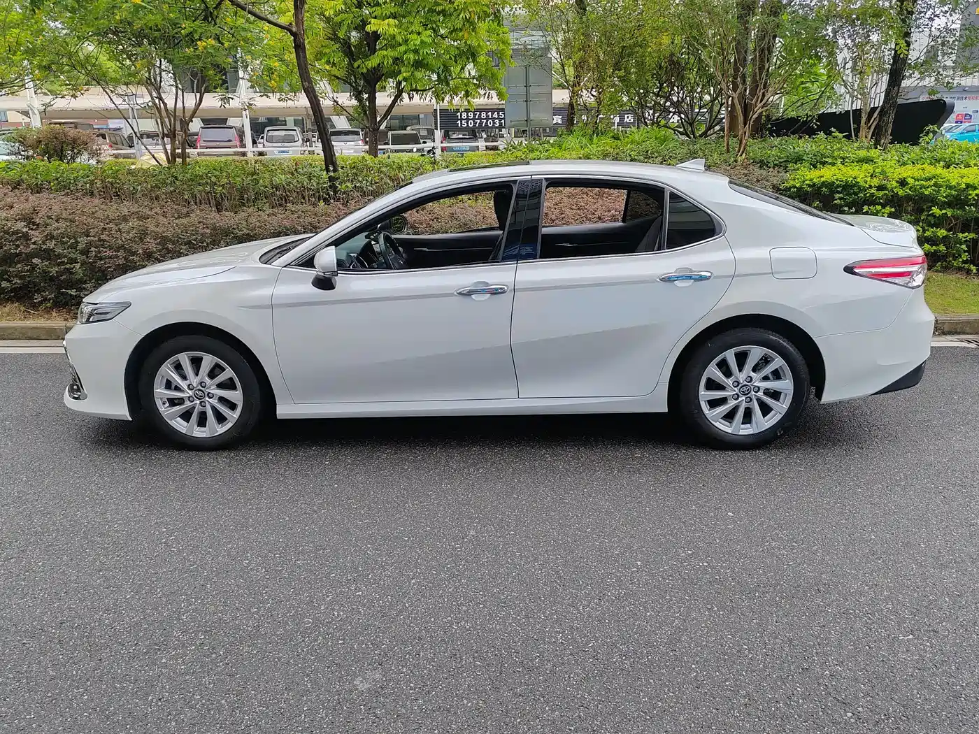Toyota Camry 2021 2.0G Luxury Edition фото 4