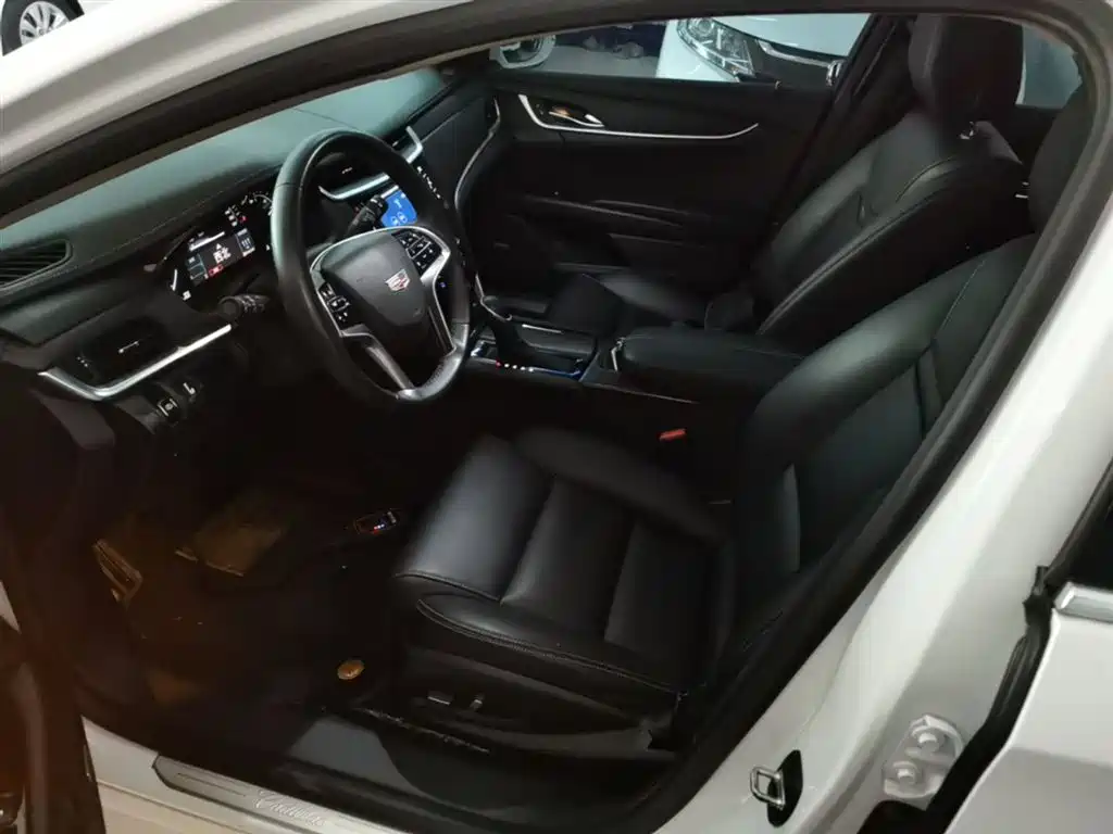 Cadillac XTS 2019 2018 28T Technology