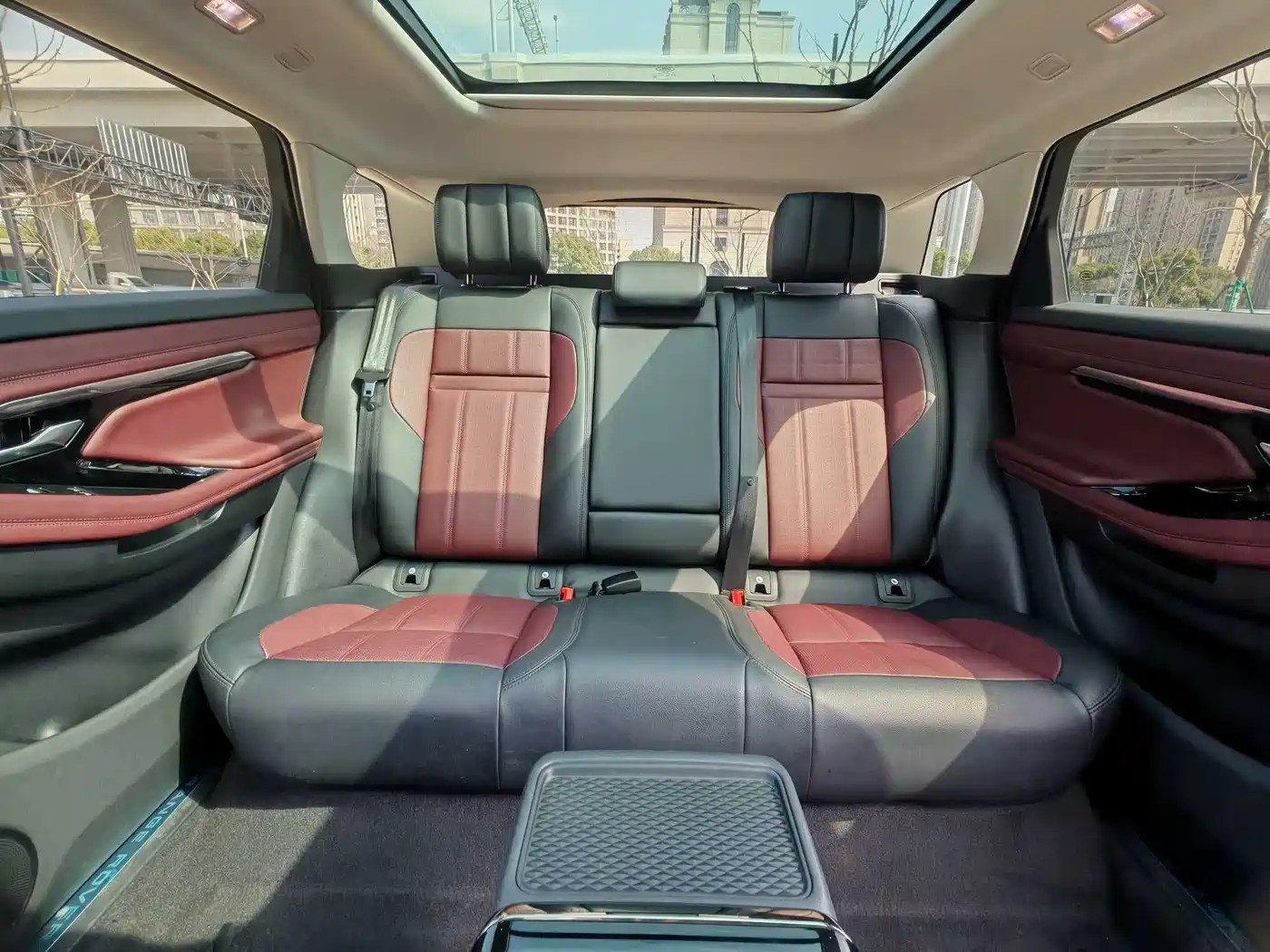 LAND ROVER RANGE ROVER AURORA