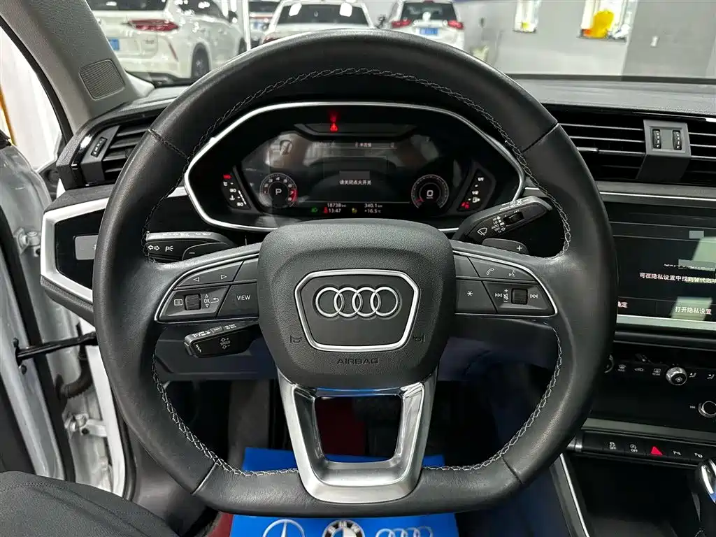 Audi Q3 2022 35 TFSI Fashion Dynamic фото 13