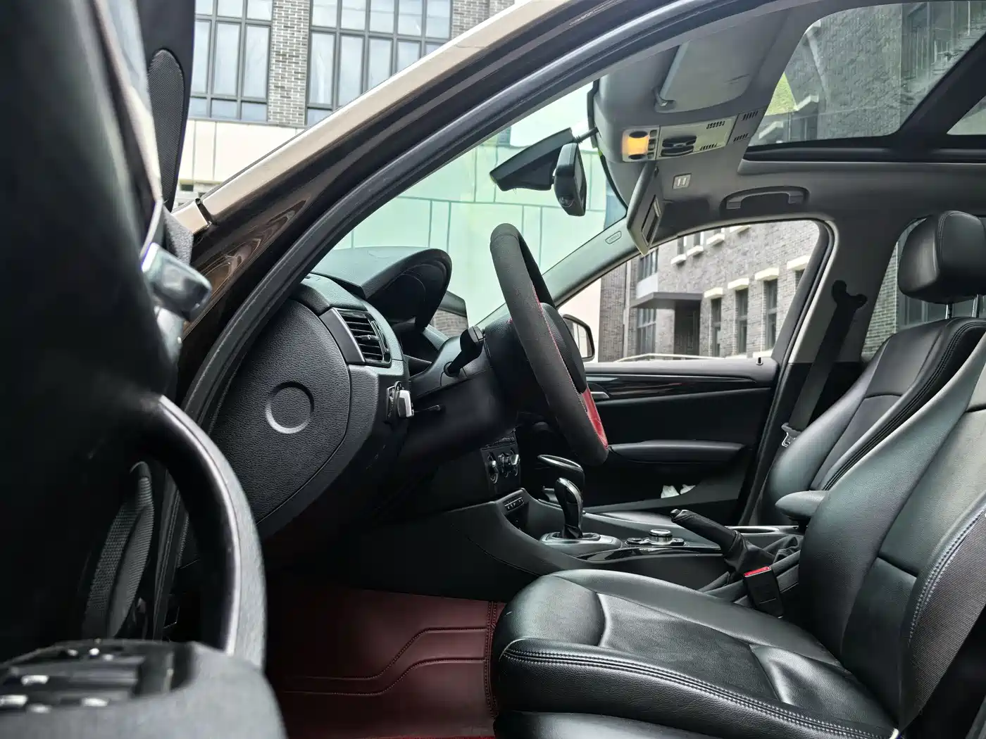 Фото 19 - BMW X1