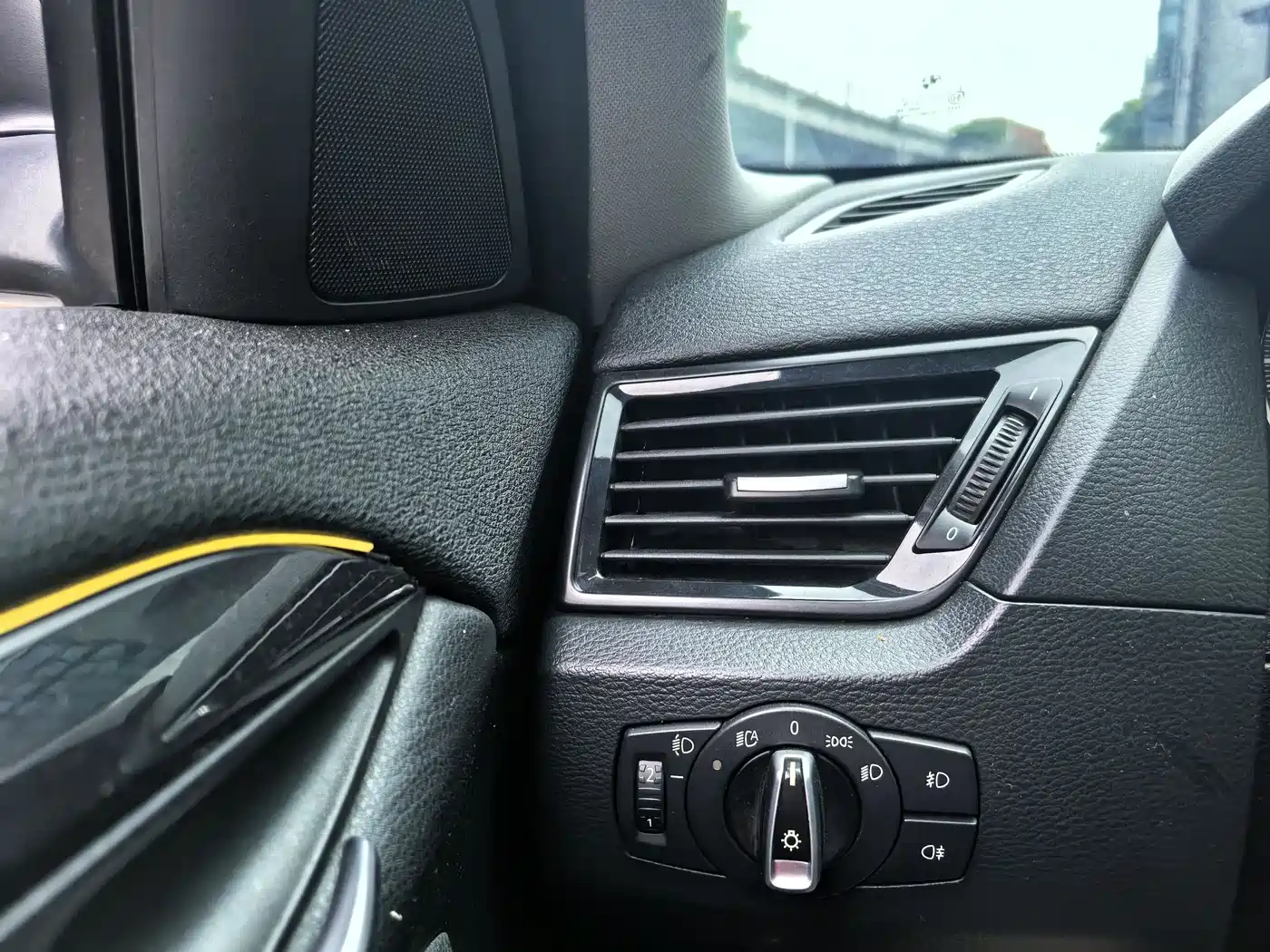 Фото 29 - BMW X1