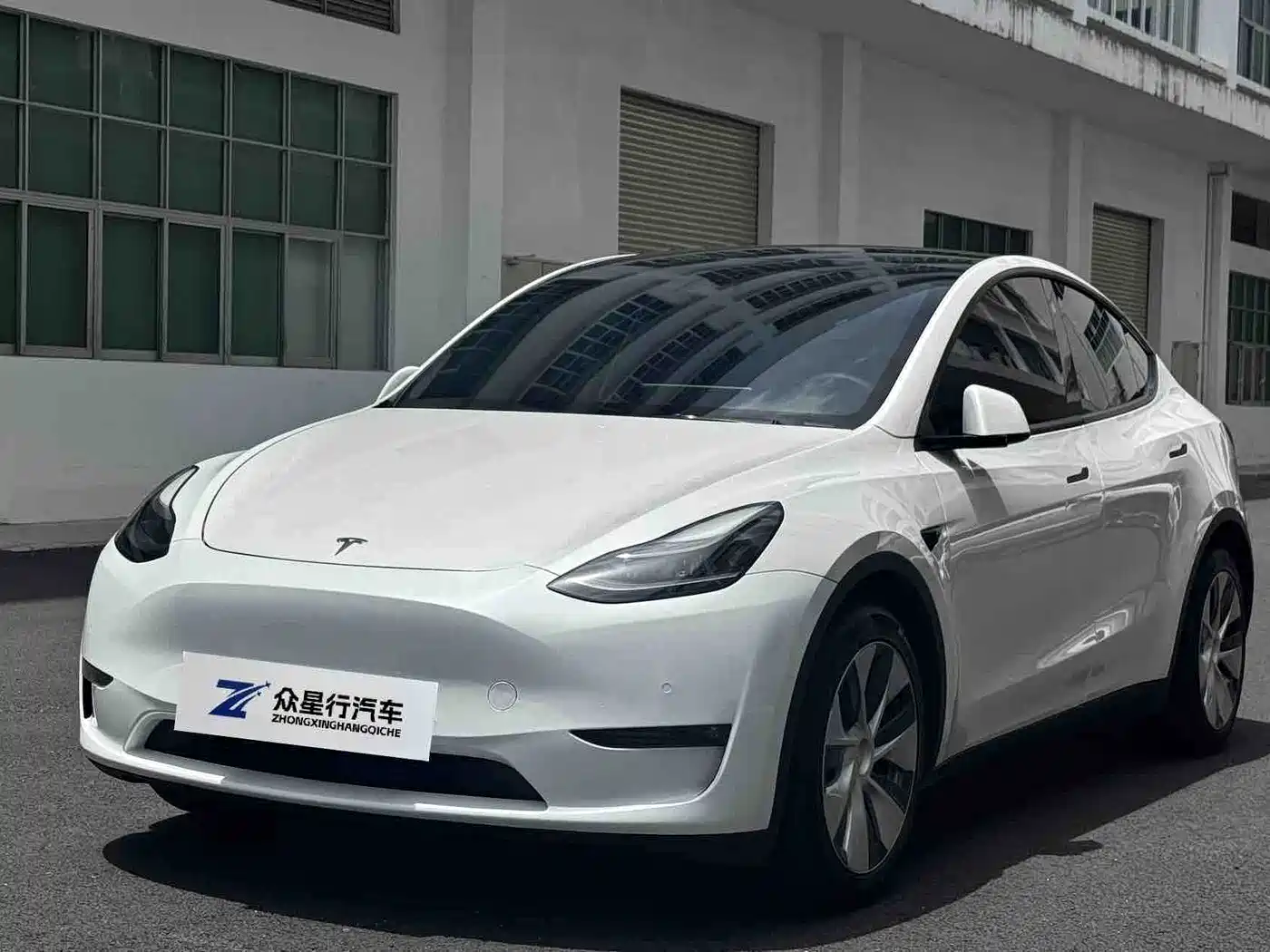 Tesla Model Y 2021 Model Long Range AWD