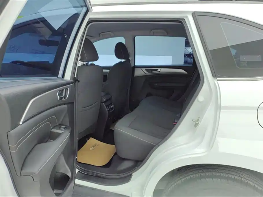 Haval M6 2021 PLUS 1.5T Manual Elite Smart Connect фото 11