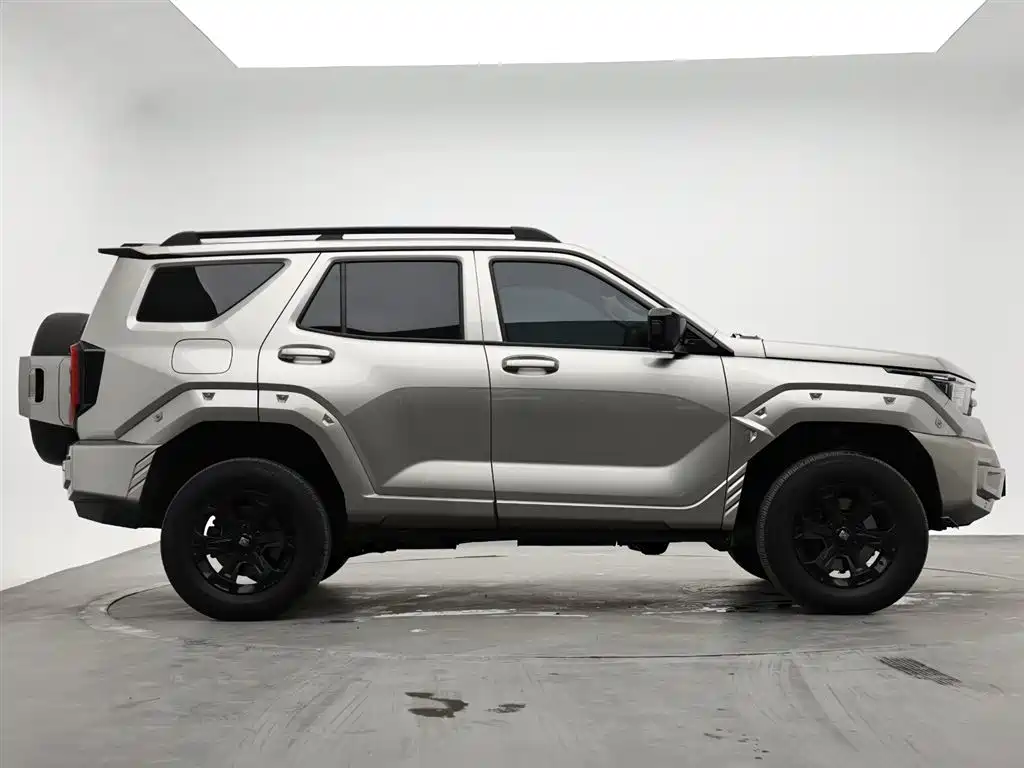 Tank 400 New Energy 2023 Hi4-T Super Edition фото 5