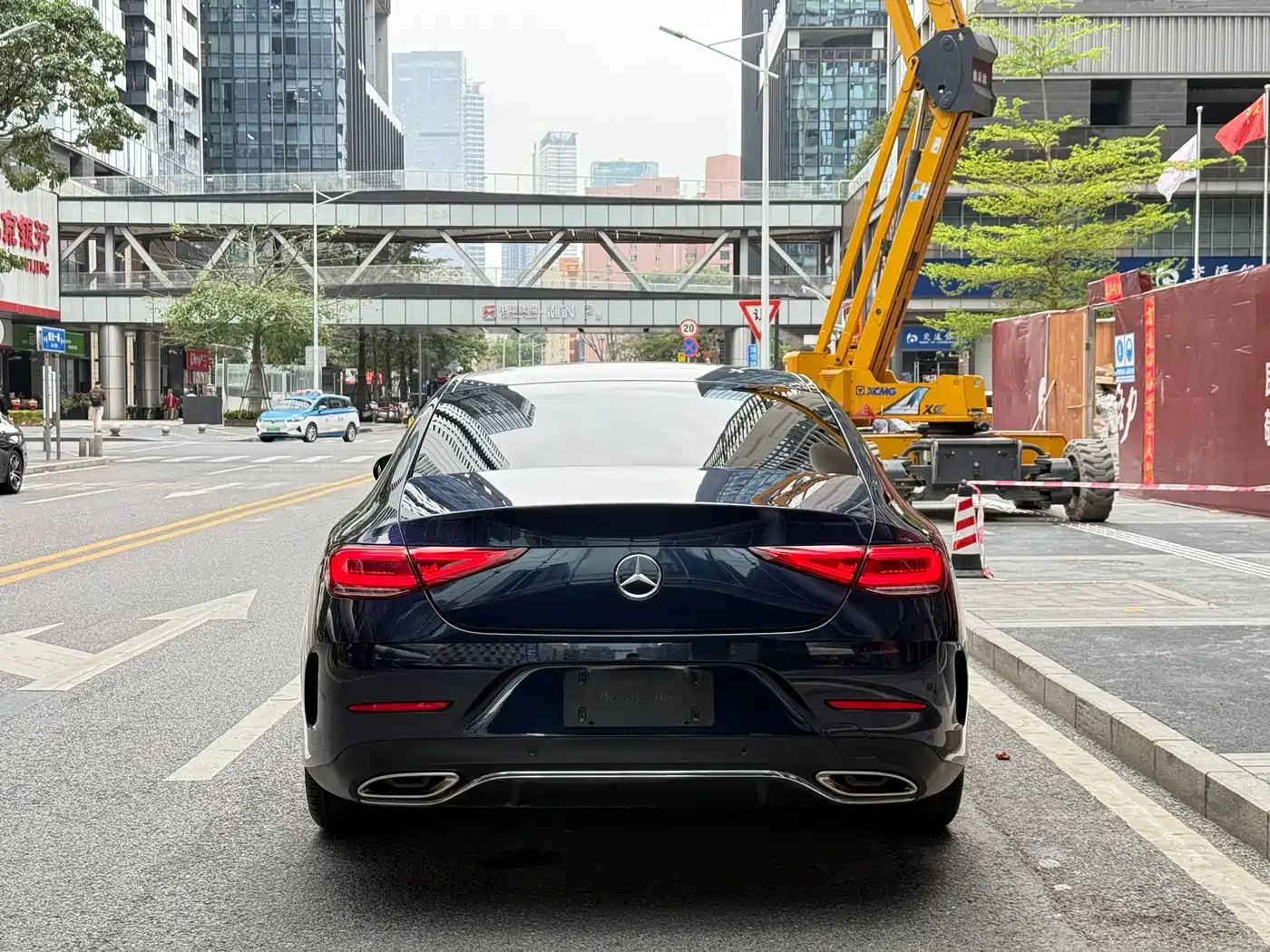 Mercedes-Benz CLS 2018 CLS 300 Luxury фото 21