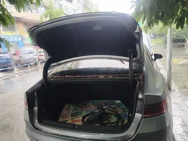BYD Qin PLUS 2021 DM-i 120KM Flagship — фото 4