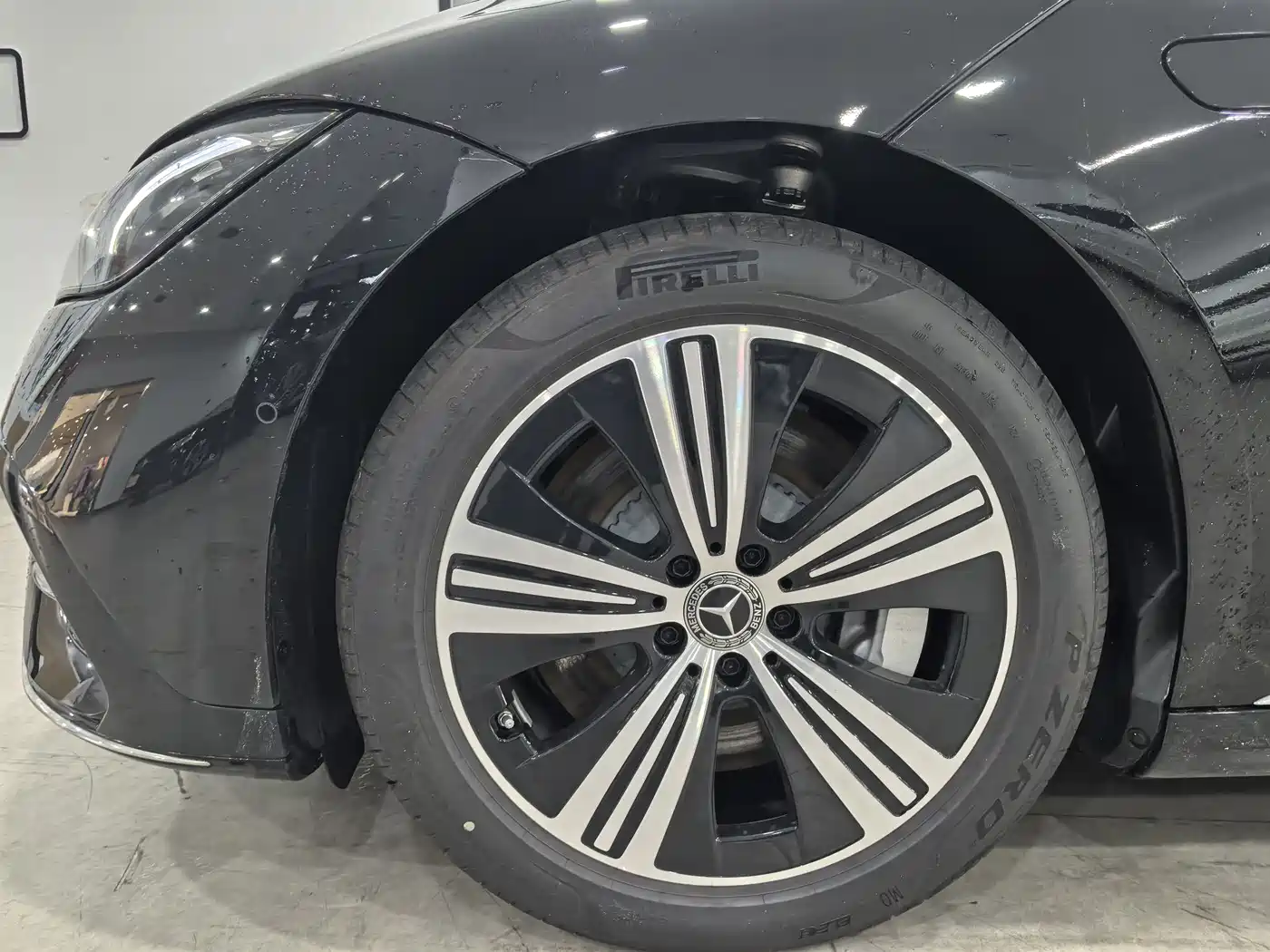 Mercedes-Benz EQE 2025 2025 500 4MATIC Pioneer