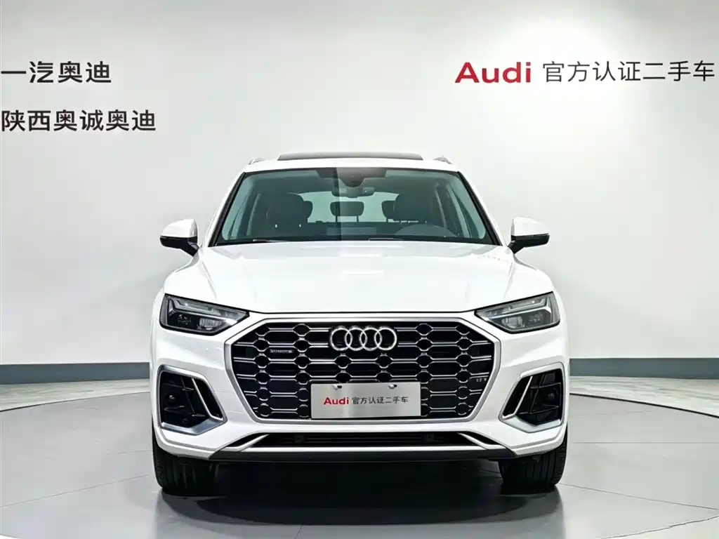 Audi Q5L 2022 45T Luxury Dynamic фото 2
