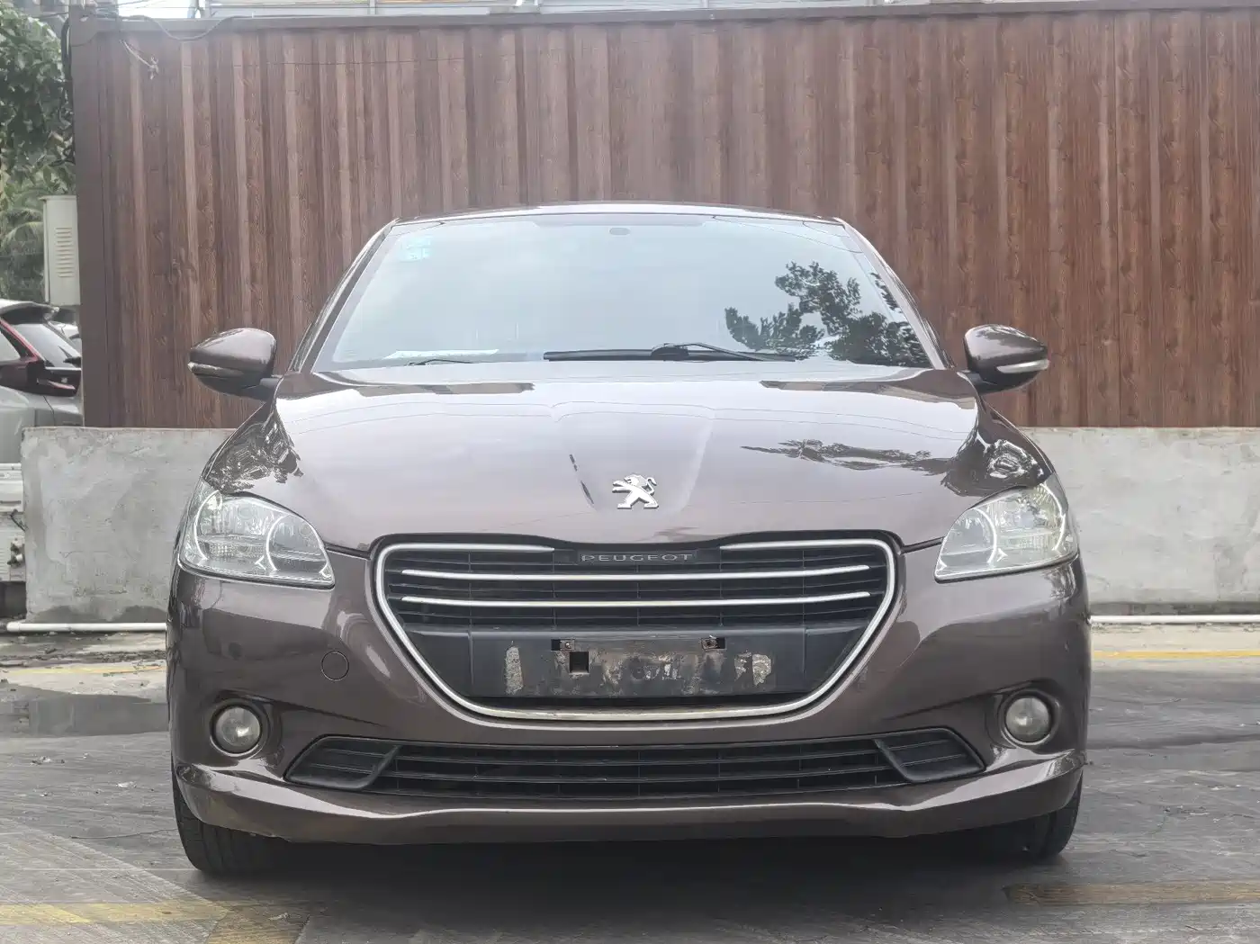 Peugeot 301 2014 1.6L Manual Comfort Edition фото 2